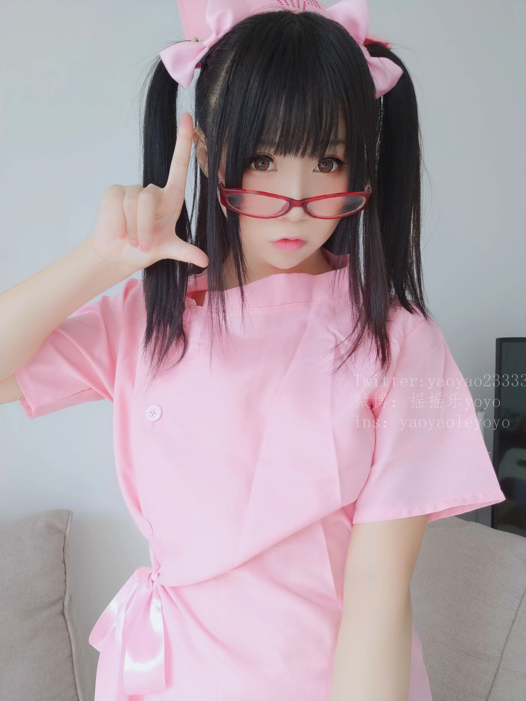 萌妹子Coser摇摇乐yoyo 可爱粉色护士插图7