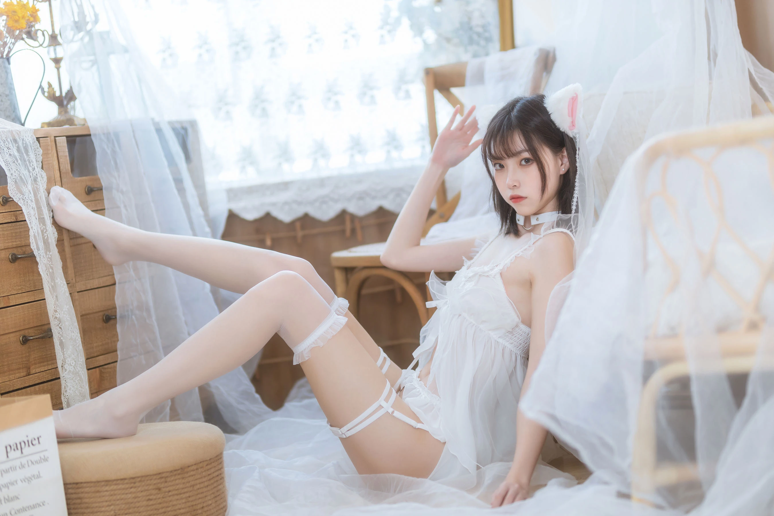 许岚 – 少女白色裙插图3