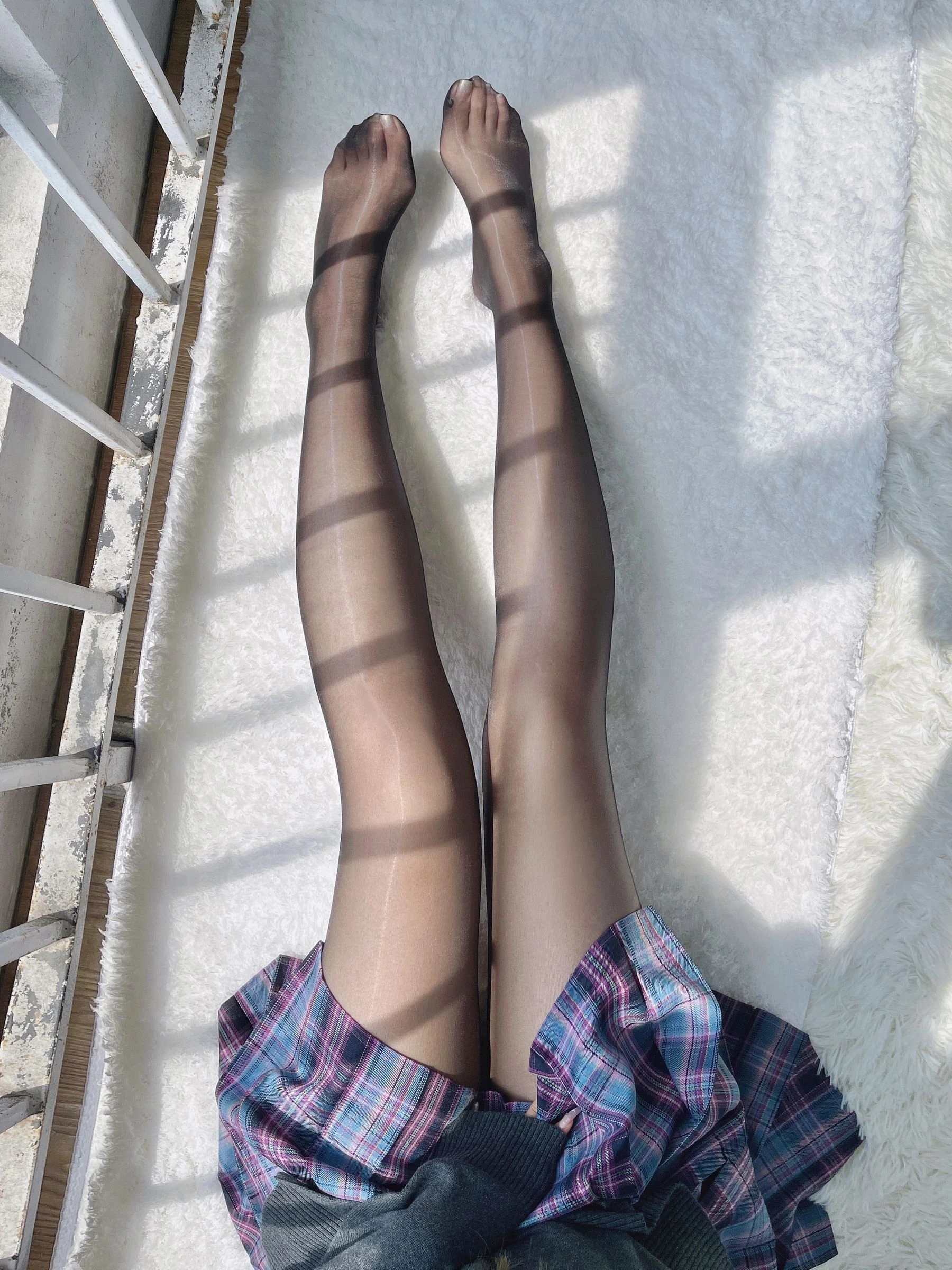 eloise软软 – JK黑丝插图8