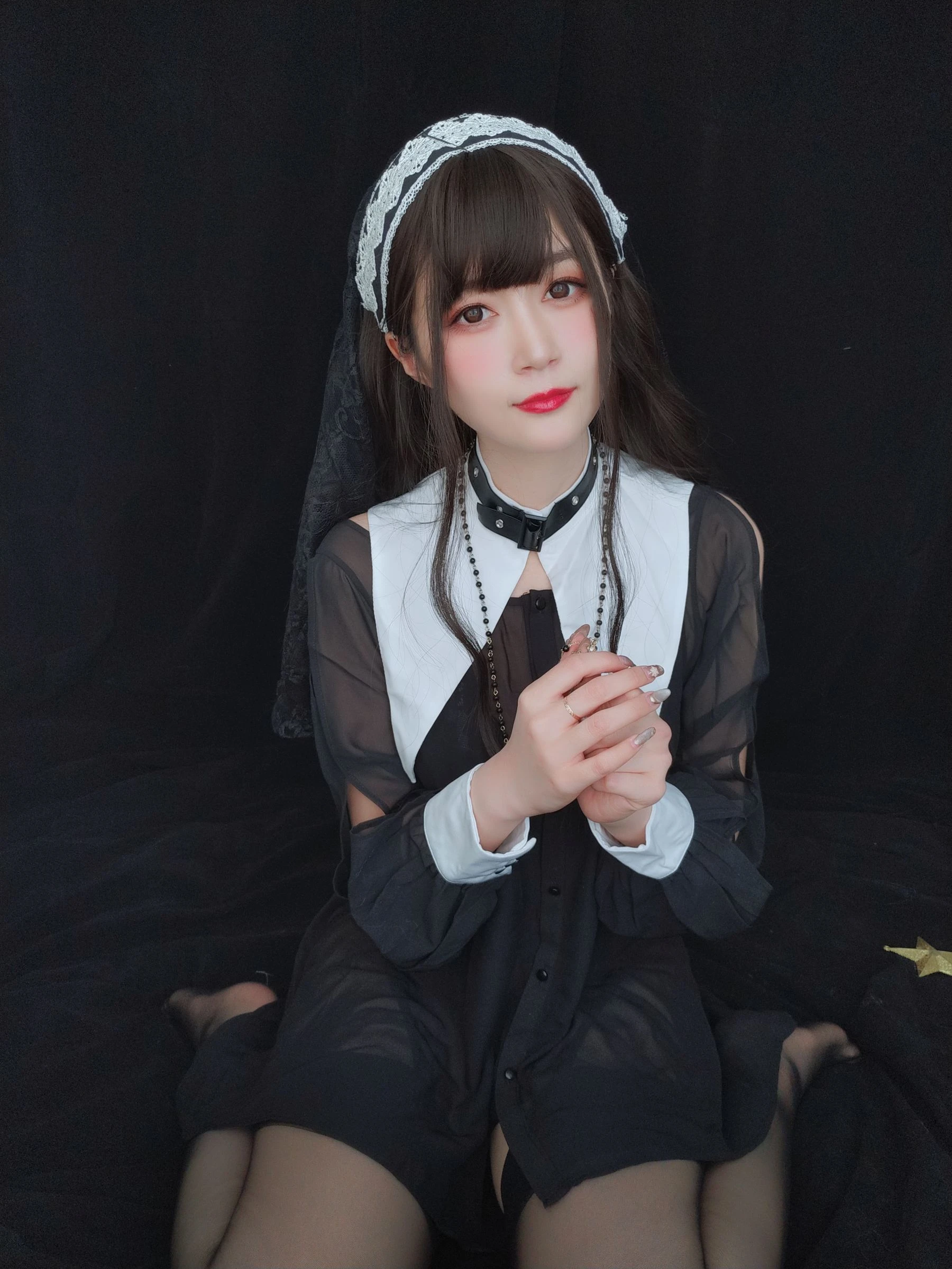 Coser小姐姐白银 – 蕾丝修女插图3