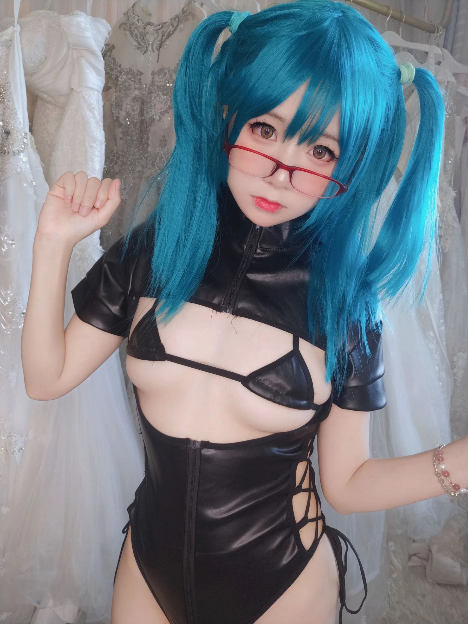 萌妹子Coser摇摇乐yoyo fantia 皮衣少女插图4