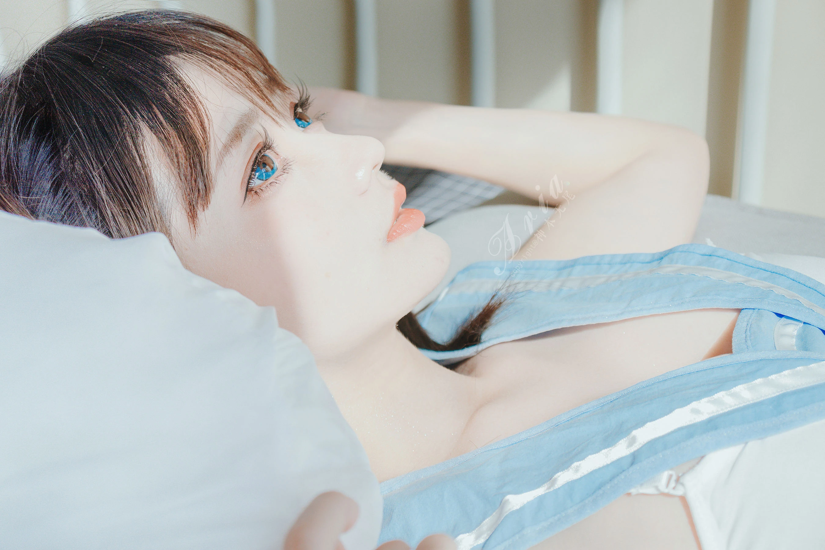 神本无尾_Aria – 蓝色睡裙插图6