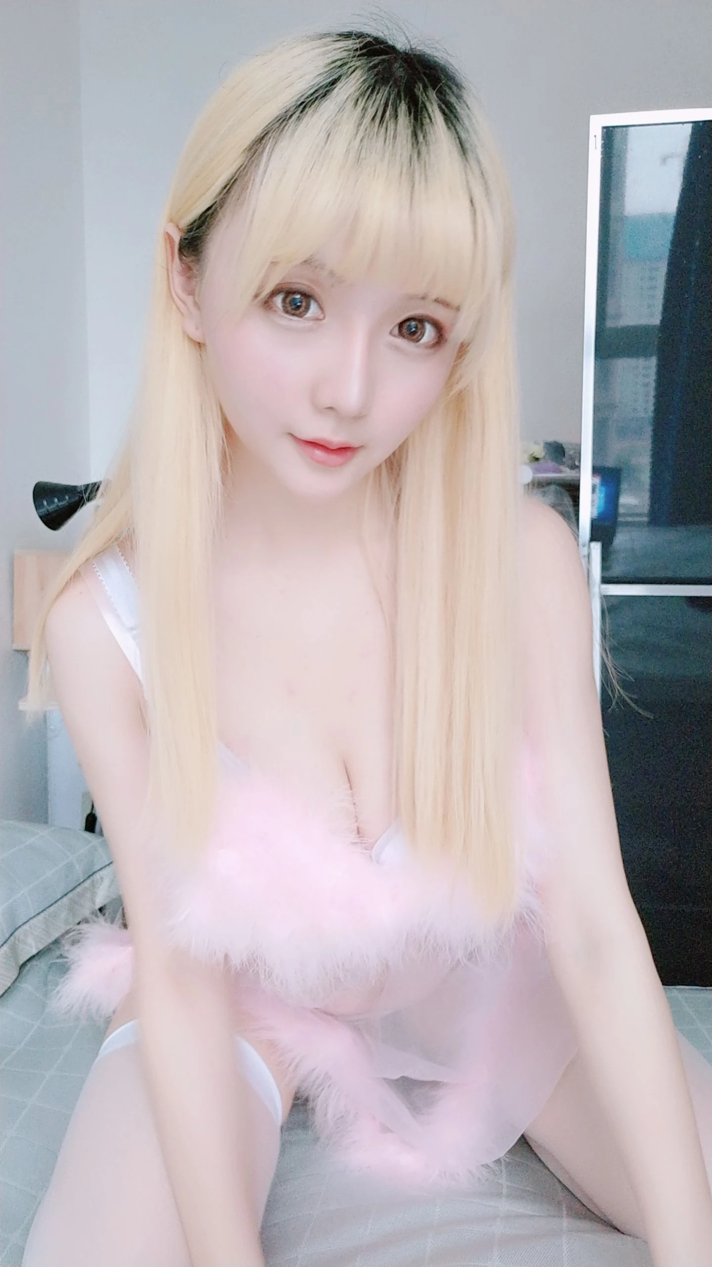 Coser小姐姐星之迟迟 粉红睡衣高清在线欣赏-撸撸奈子