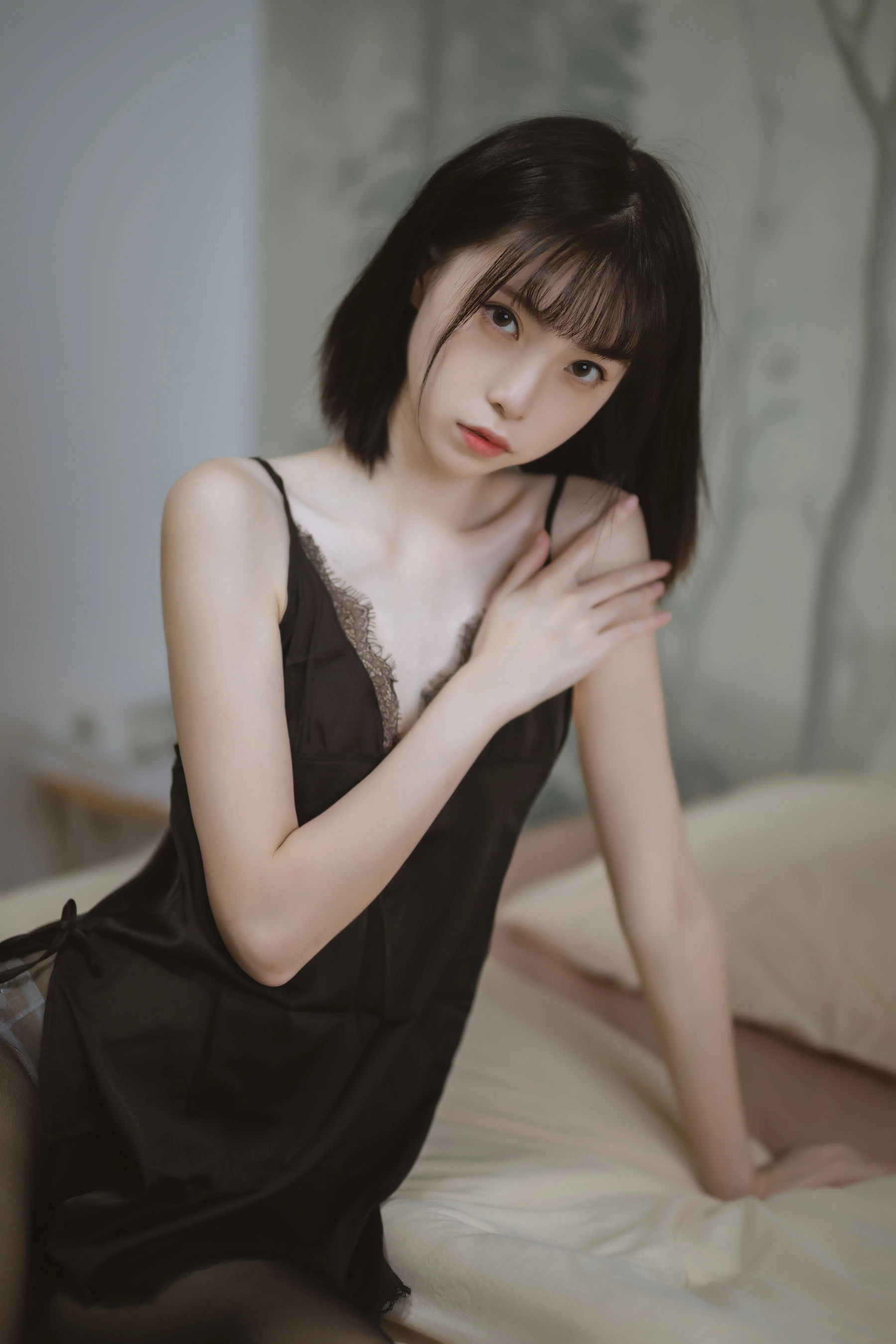 许岚 – 黑色蕾丝睡衣插图1