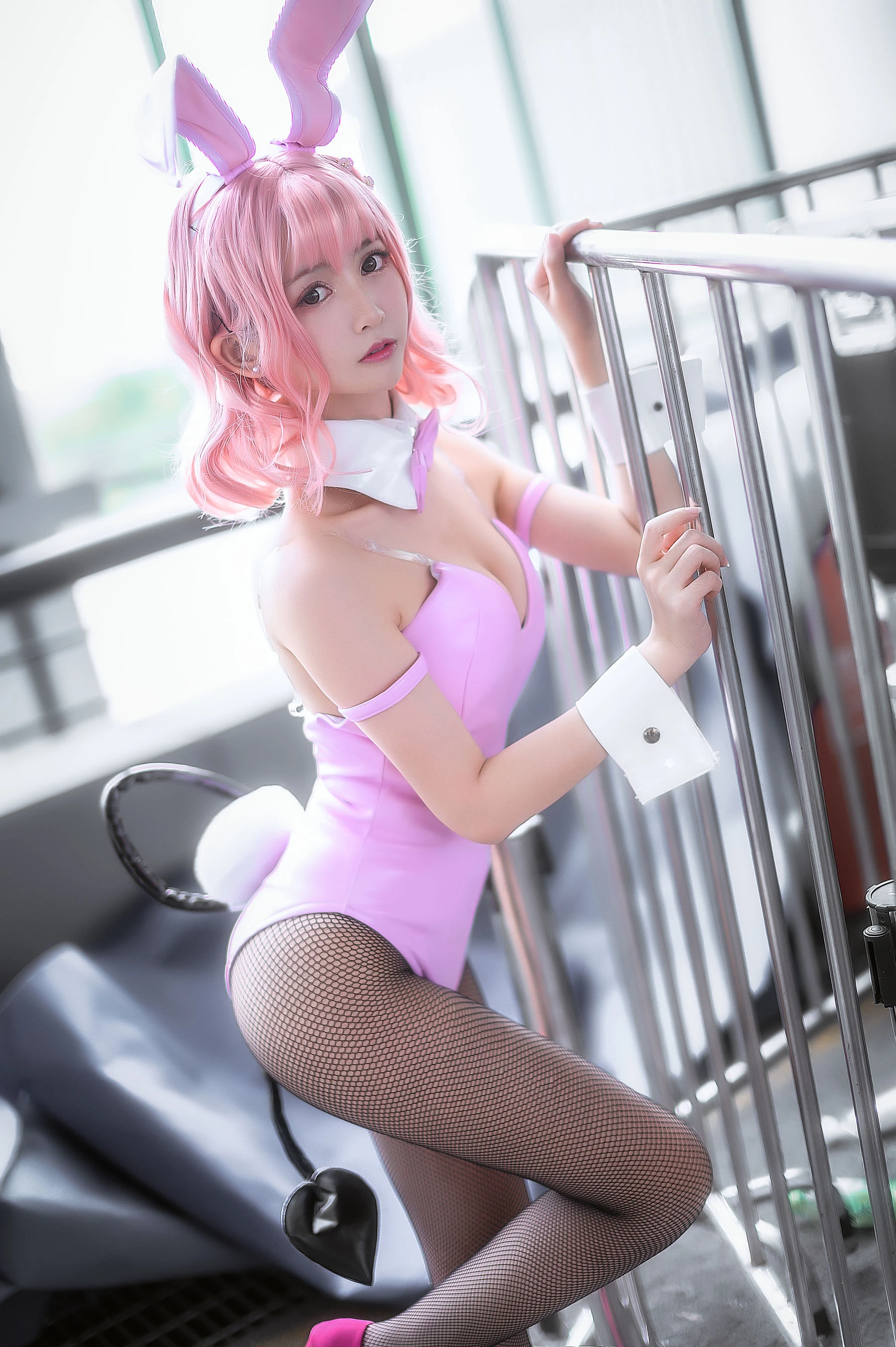 超人气Coser鳗鱼霏儿 粉红兔女郎插图1