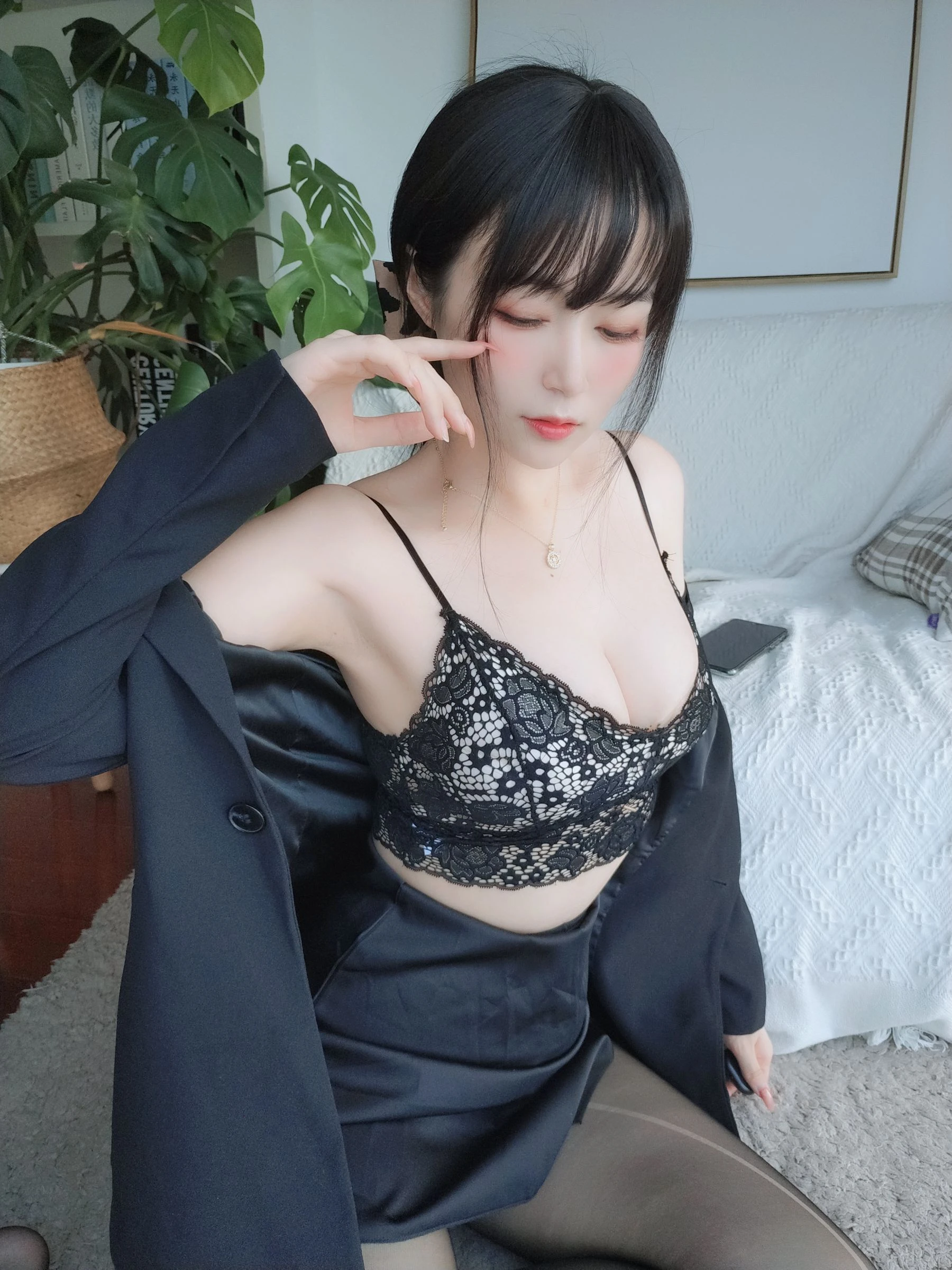 Coser小姐姐白银 – 西服插图5