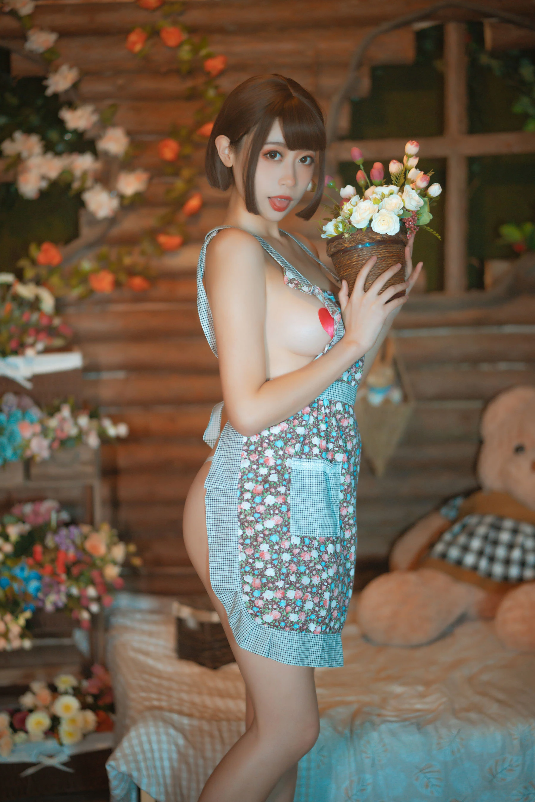 萌妹奈汐酱nice 勤劳的老板娘高清在线欣赏-撸撸奈子