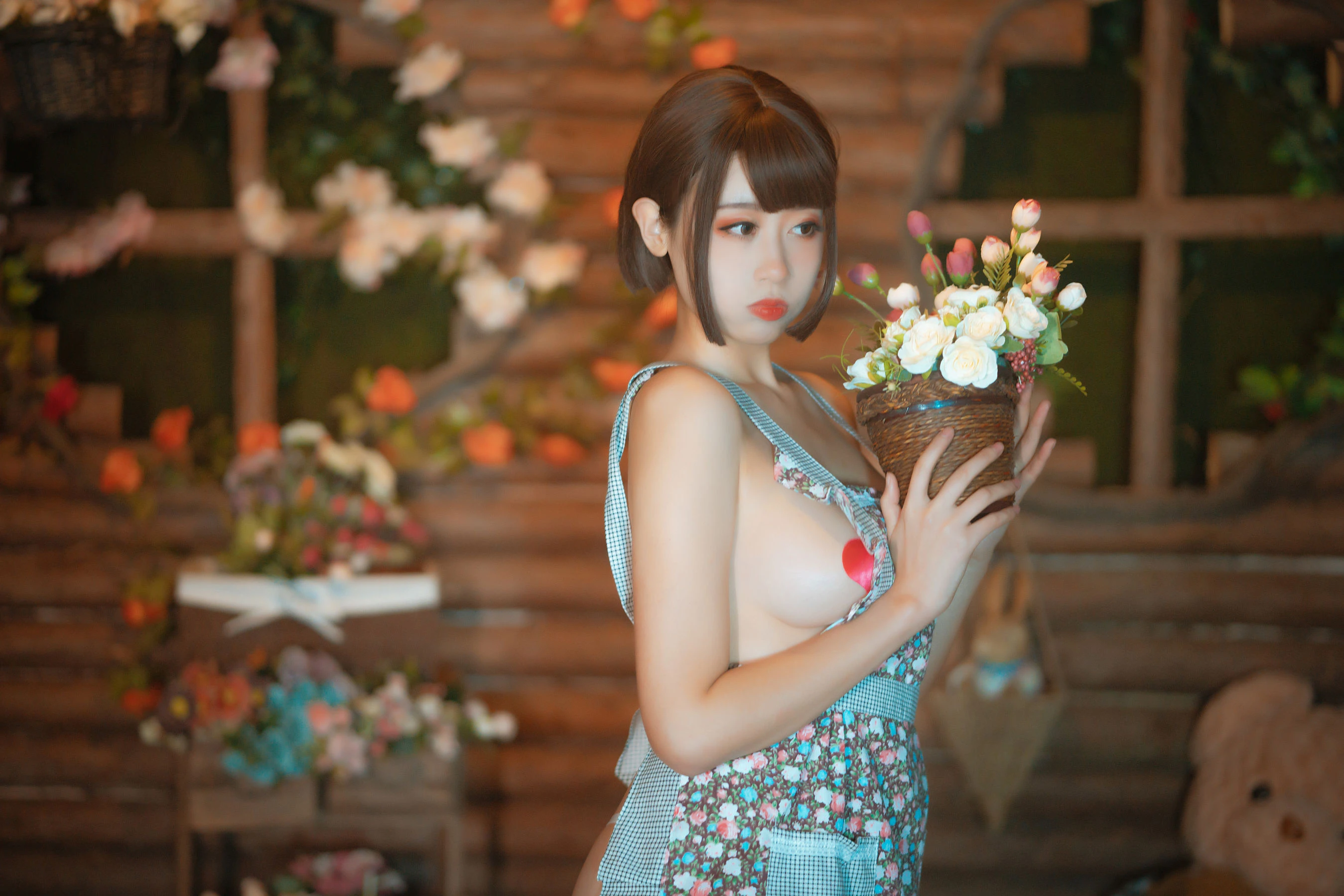 萌妹奈汐酱nice 勤劳的老板娘插图1