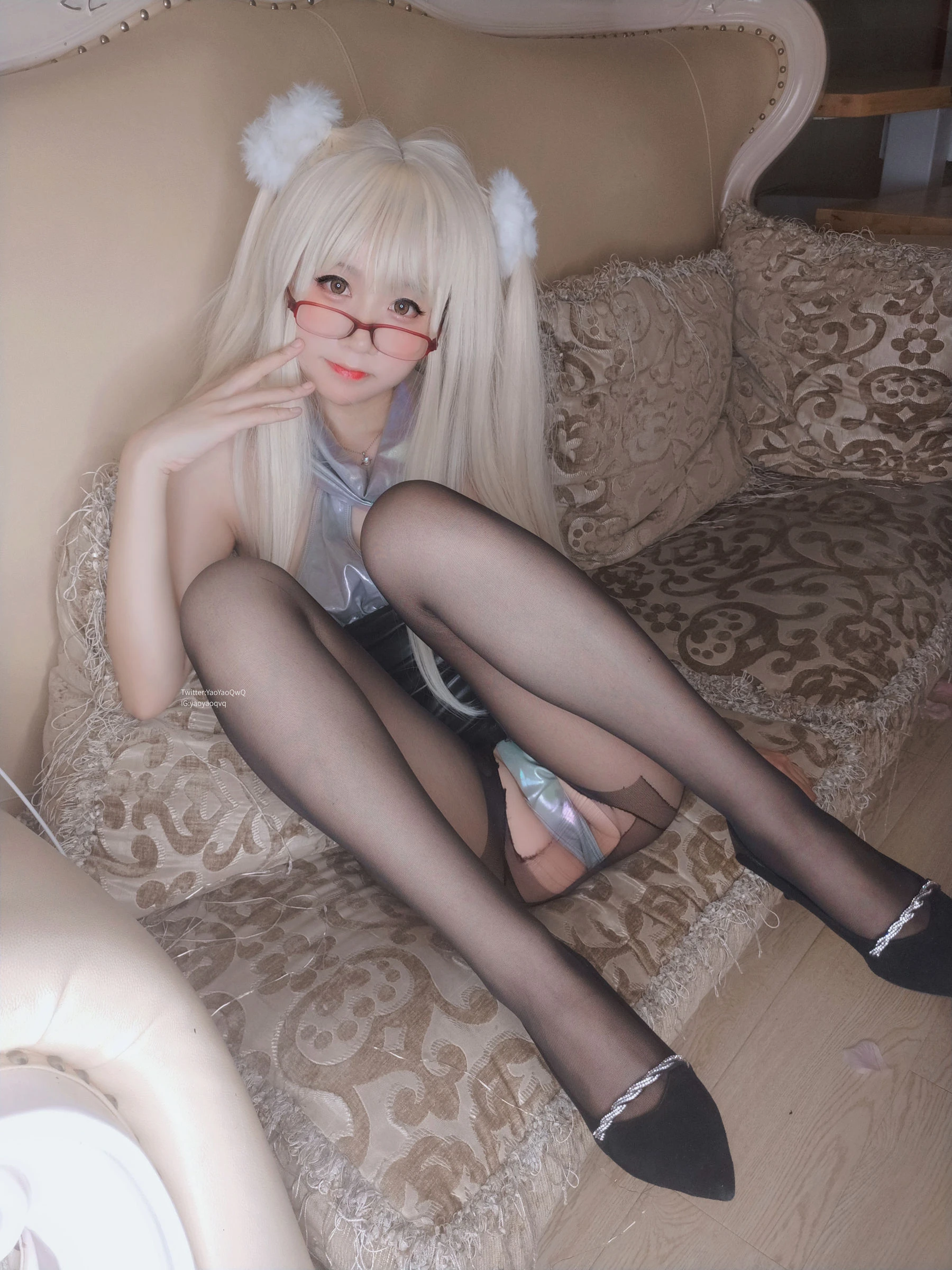 萌妹子Coser摇摇乐yoyo – 黑色长筒袜插图8