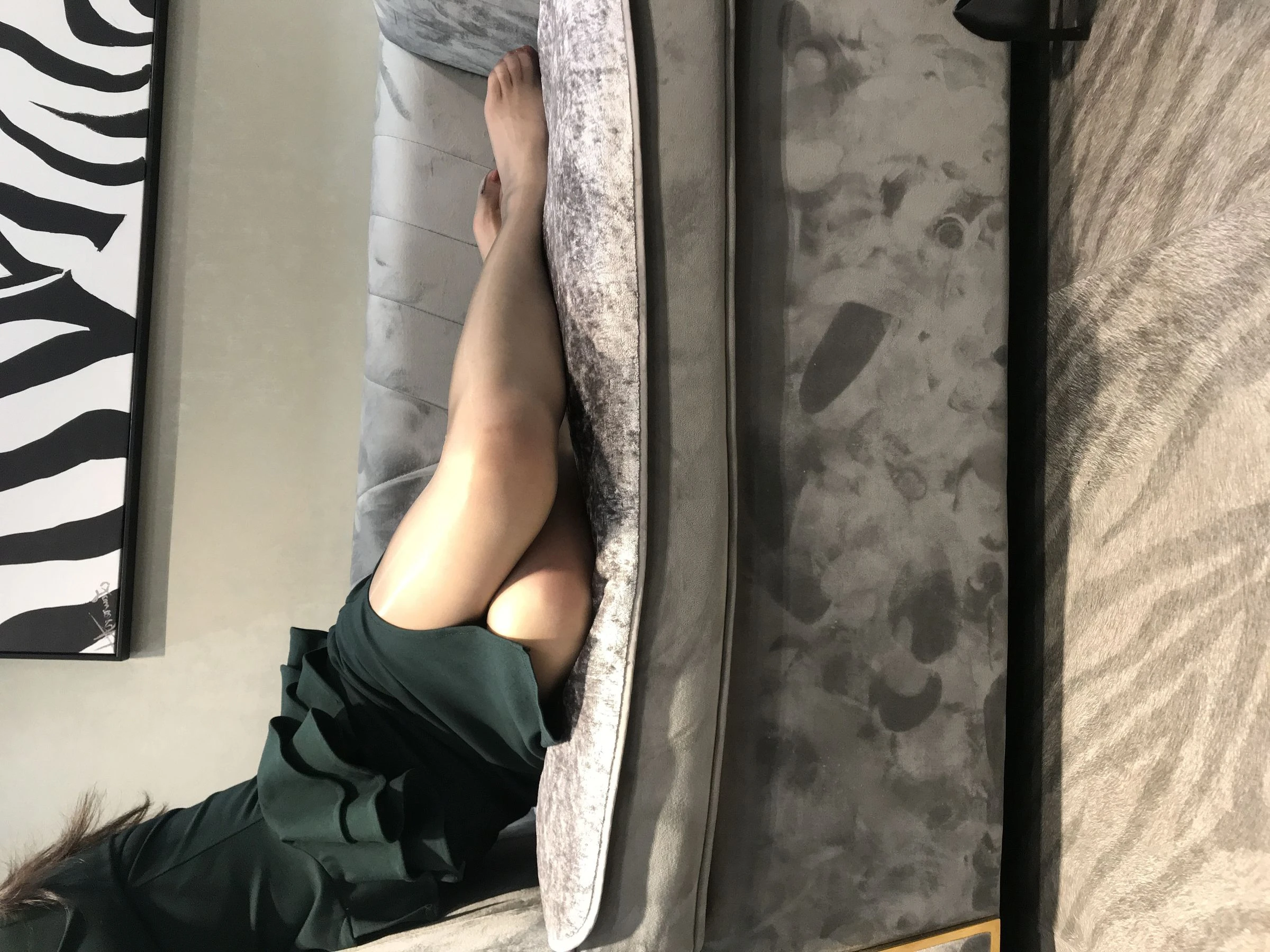 丝足博主麋鹿_Monroe 2020.04.30 贵妇丝足高清在线欣赏-撸撸奈子
