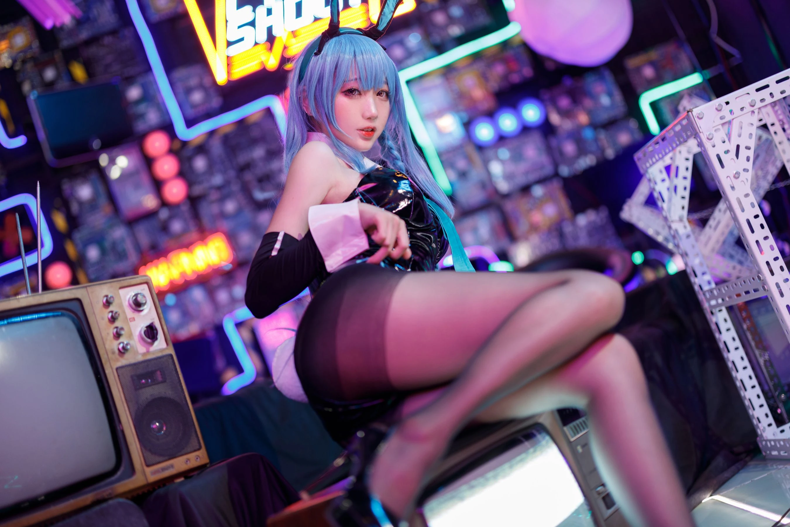 周叽是可爱兔兔 – 树城兔女郎插图6