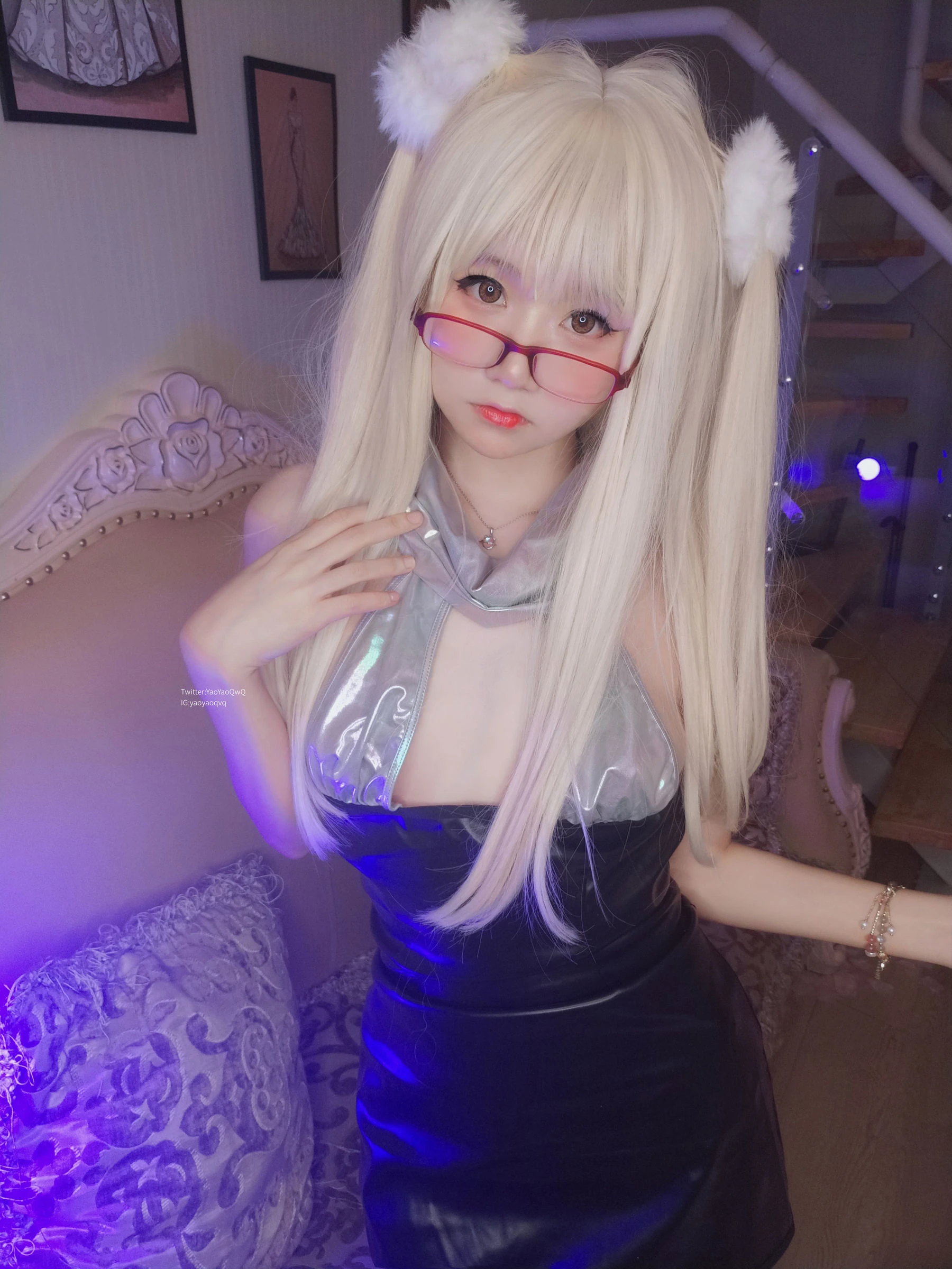 萌妹子Coser摇摇乐yoyo – 黑色长筒袜插图1
