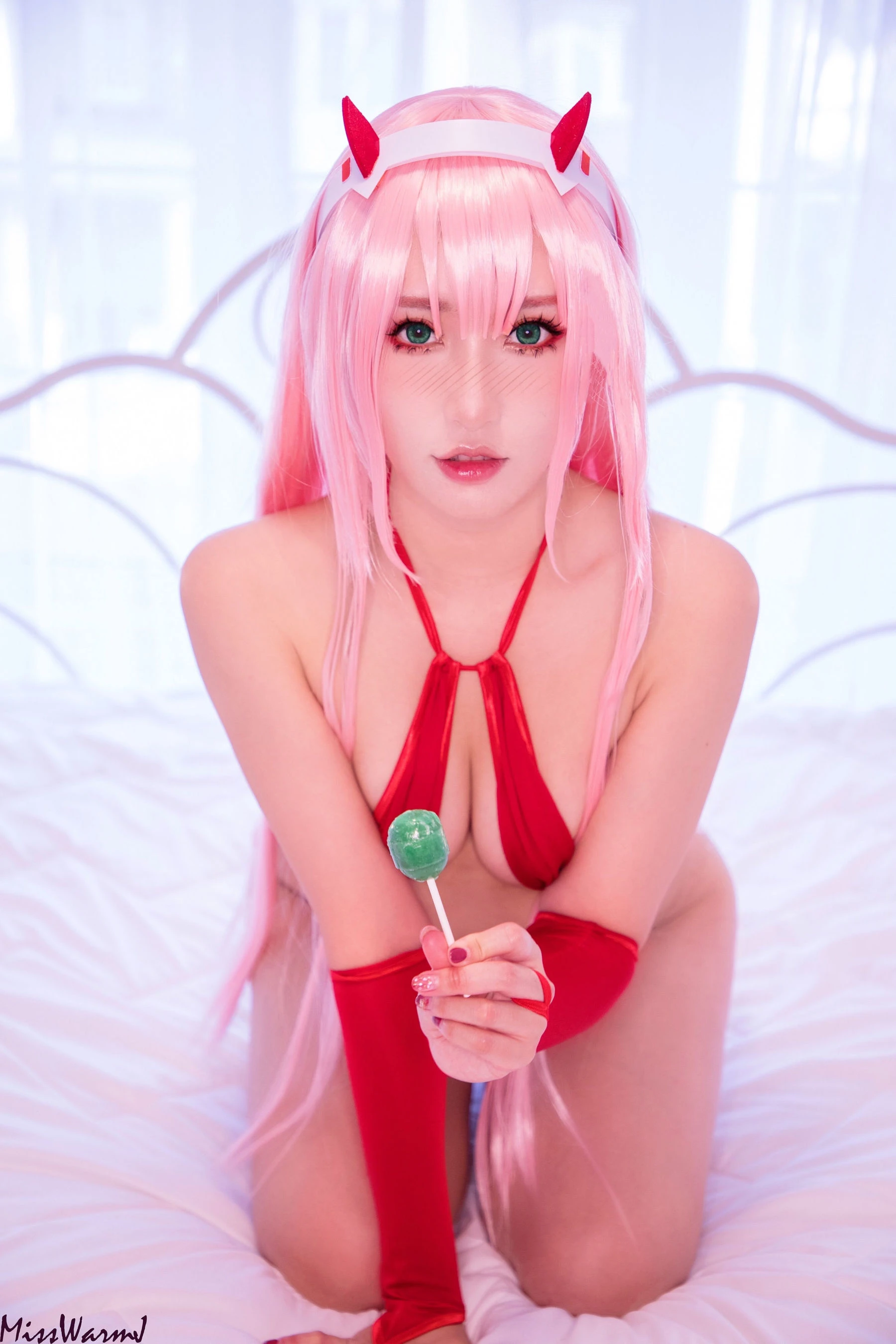 MisswarmJ – Zero Two Bikini插图2