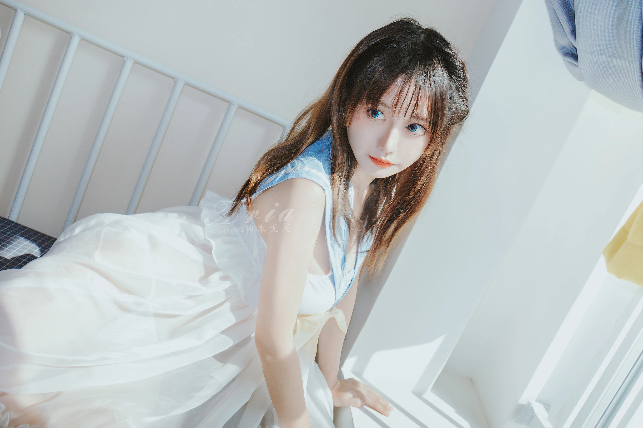 神本无尾_Aria – 蓝色睡裙插图2
