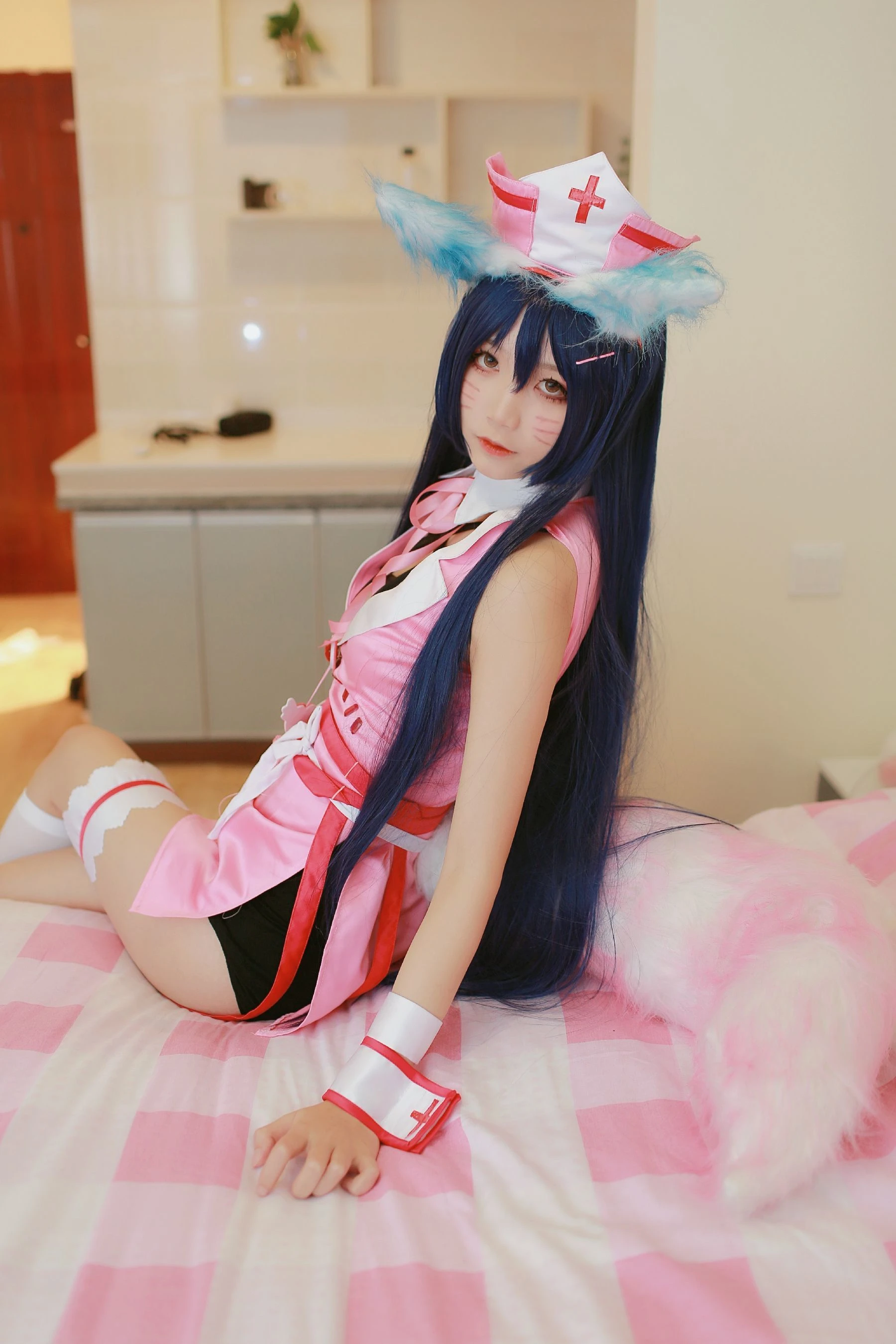 清纯少女五更百鬼 – 阿狸护士服插图2