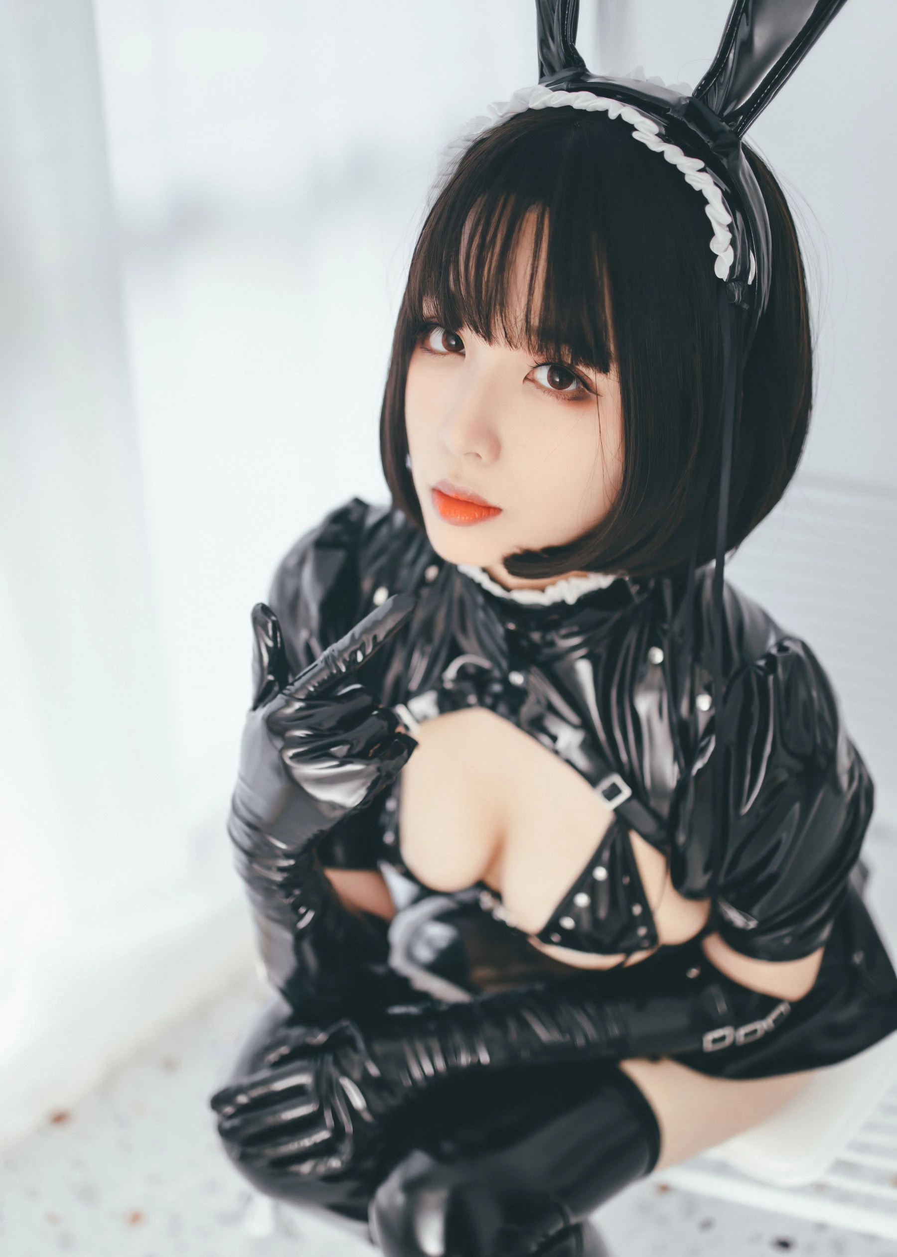 轩萧学姐 – 兔女郎女仆插图8