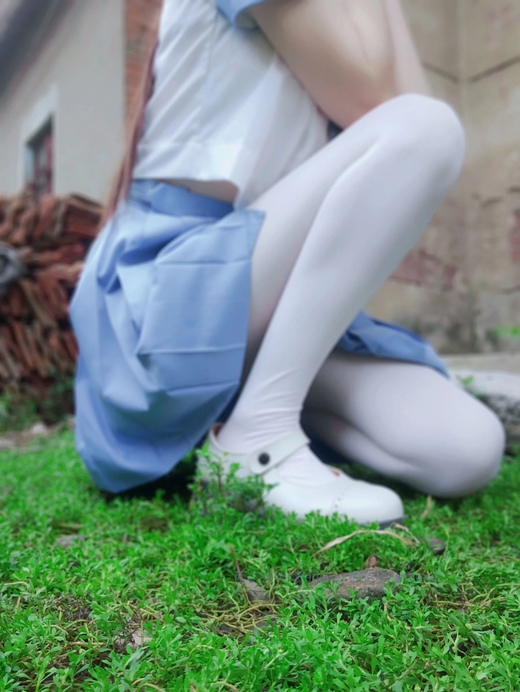 微博萌妹子西尔酱 – 青草水手服插图8