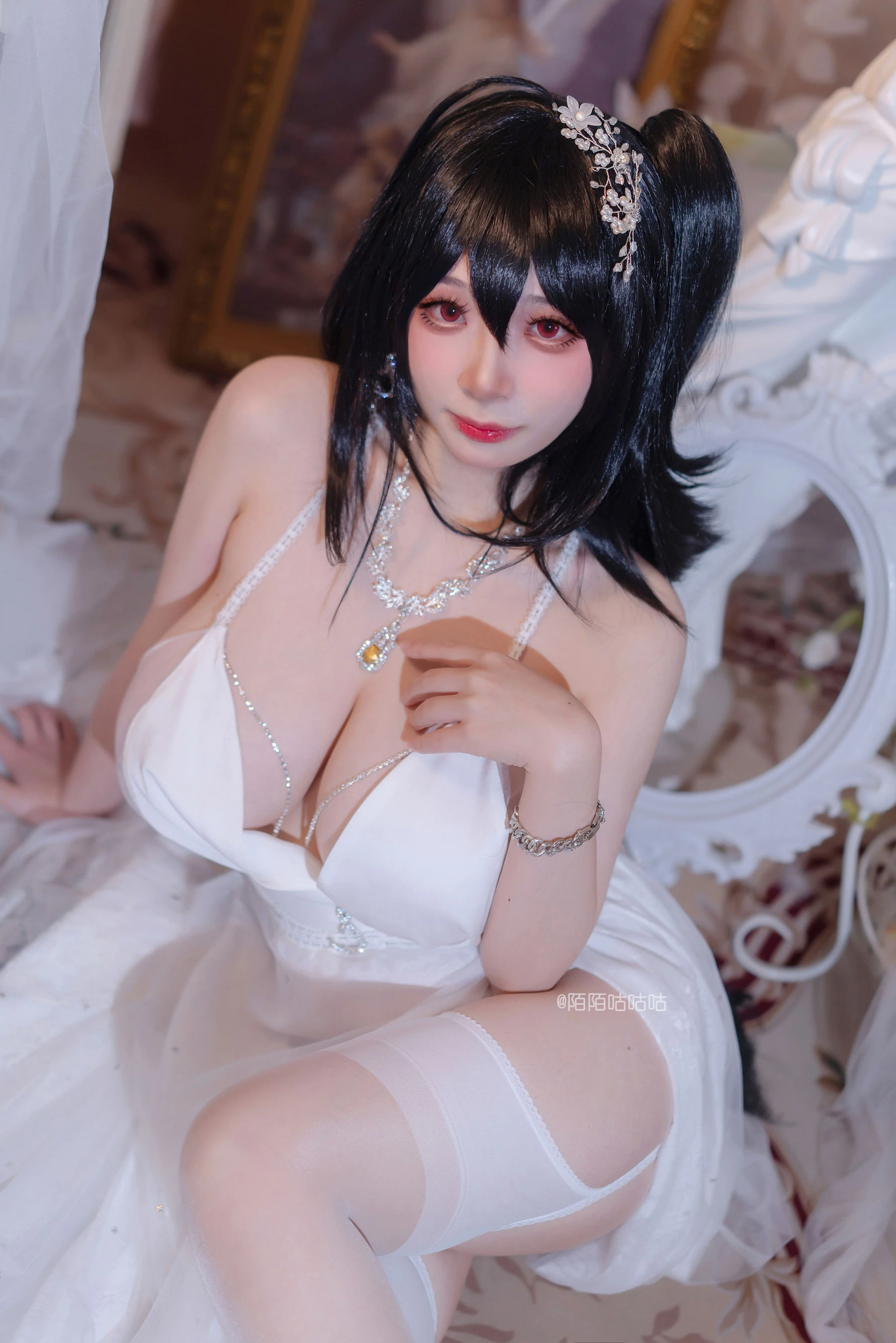 Cosplay美女韶陌陌 – 大凤 婚纱插图2