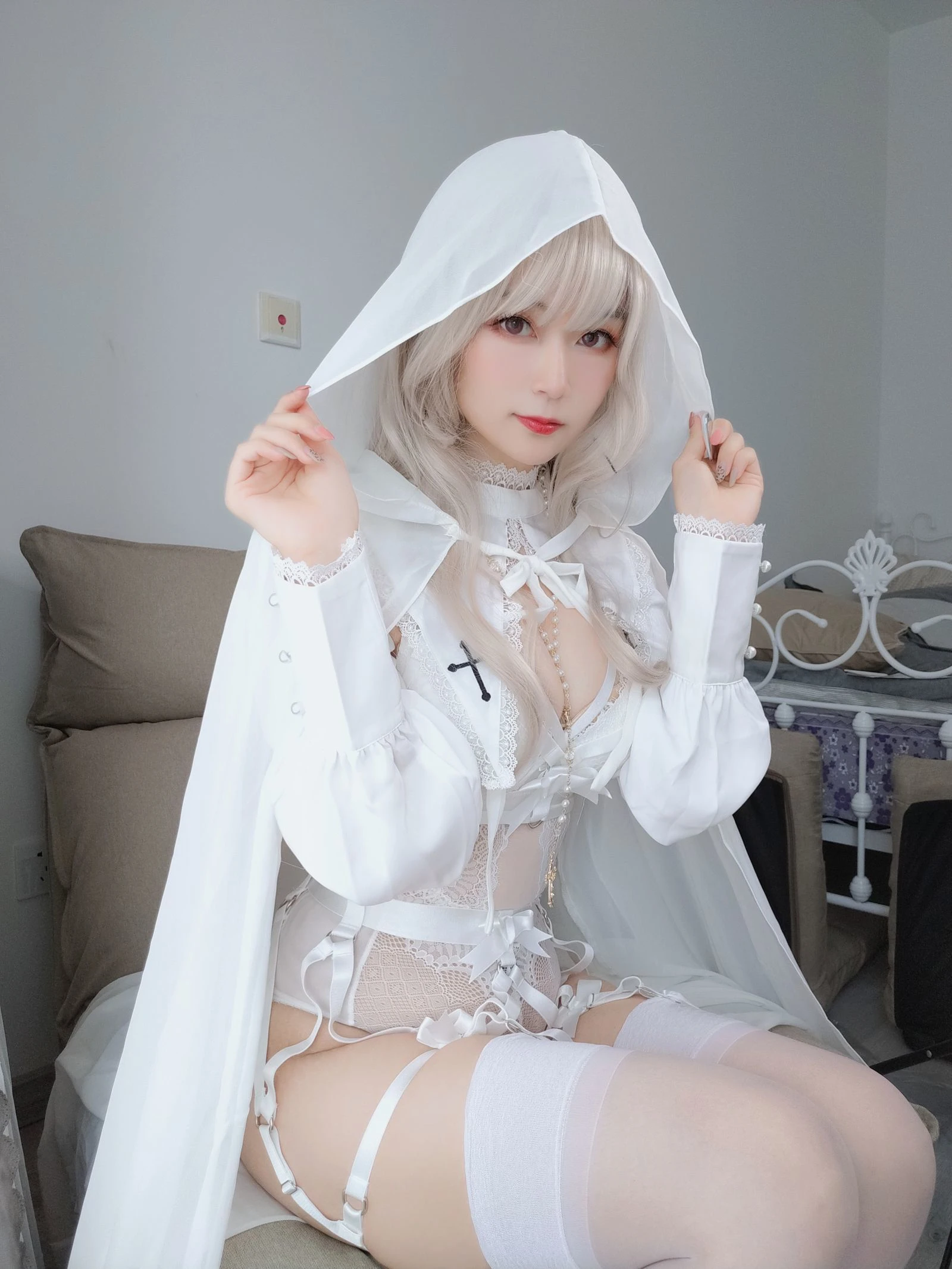 白银 – 纯白圣女插图1