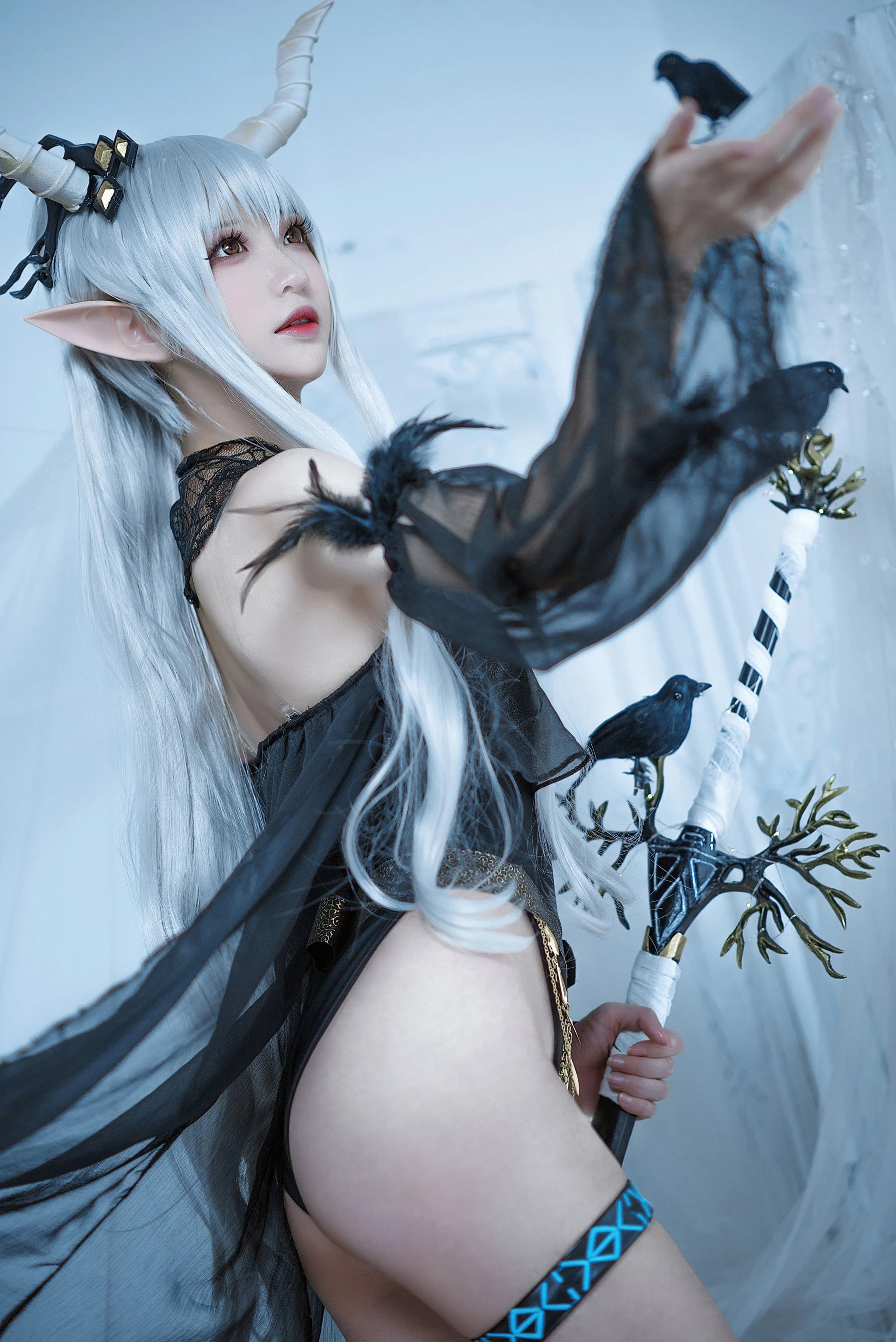 Coser小姐姐南宫 – 闪灵泳装插图8