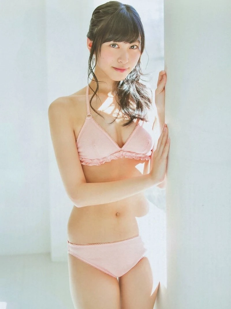 [BUBKA] 2014.05 白石麻衣 向田茉夏 小嶋真子插图6