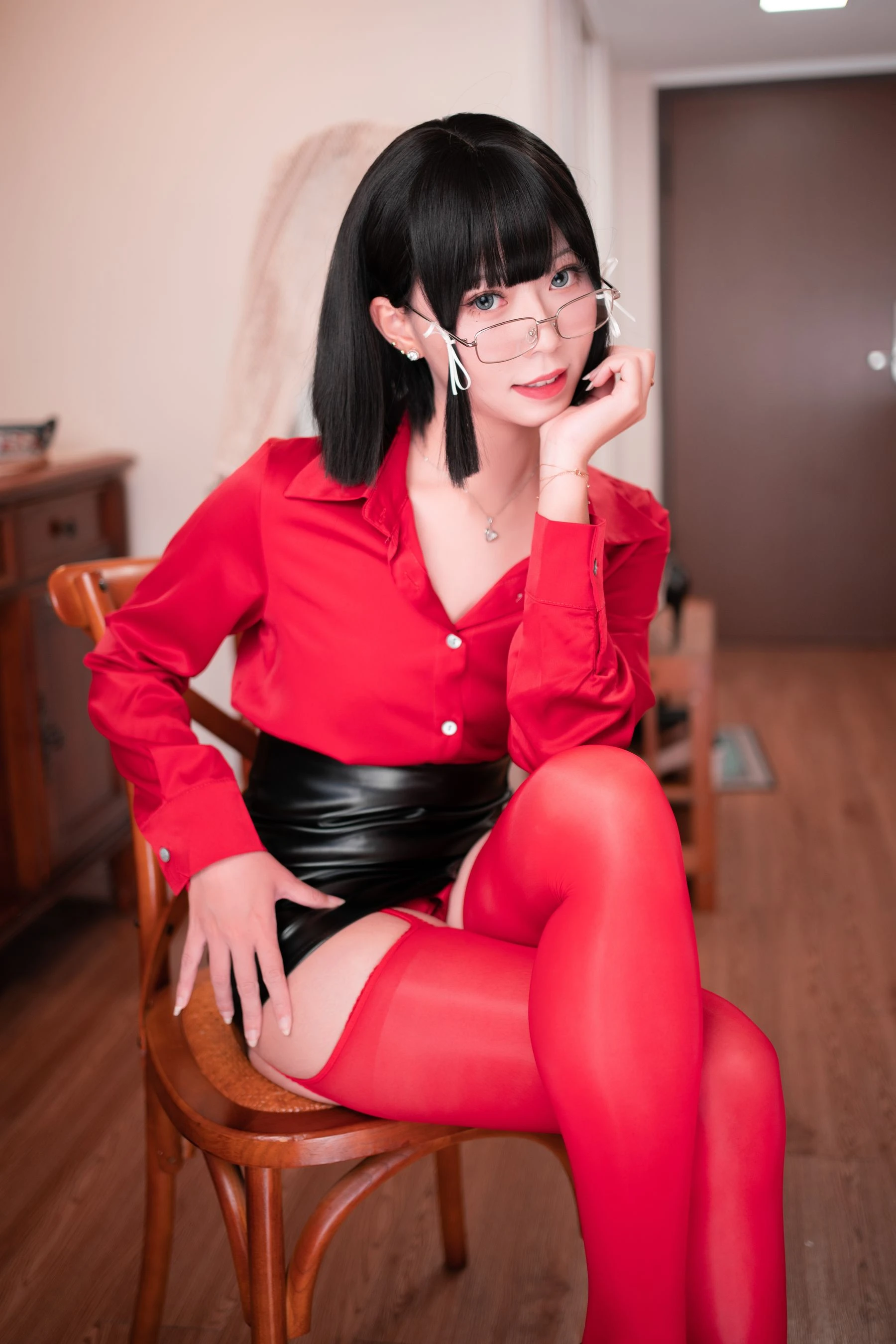 动漫博主Money冷冷 – 辉夜姬OL制服插图3