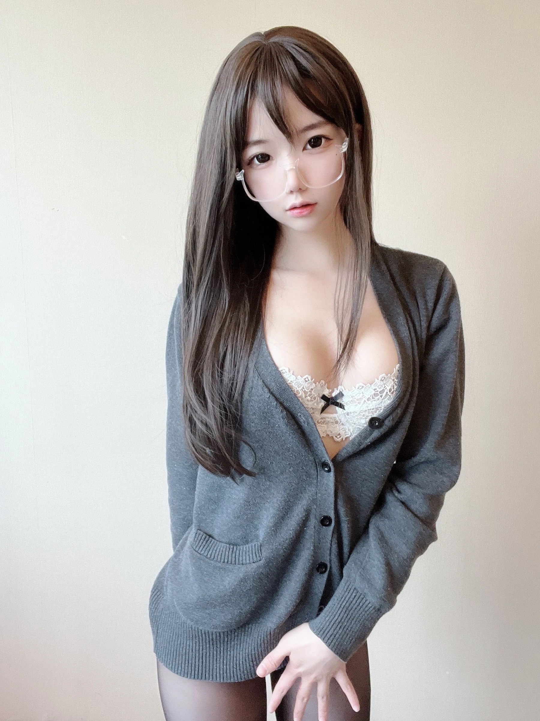 莉犬酱 – 黑丝白蕾丝插图5