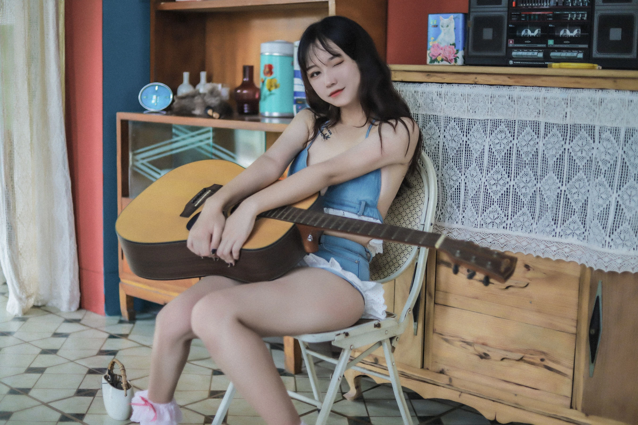 奇行家狗崽 – 桃子听蝉插图4