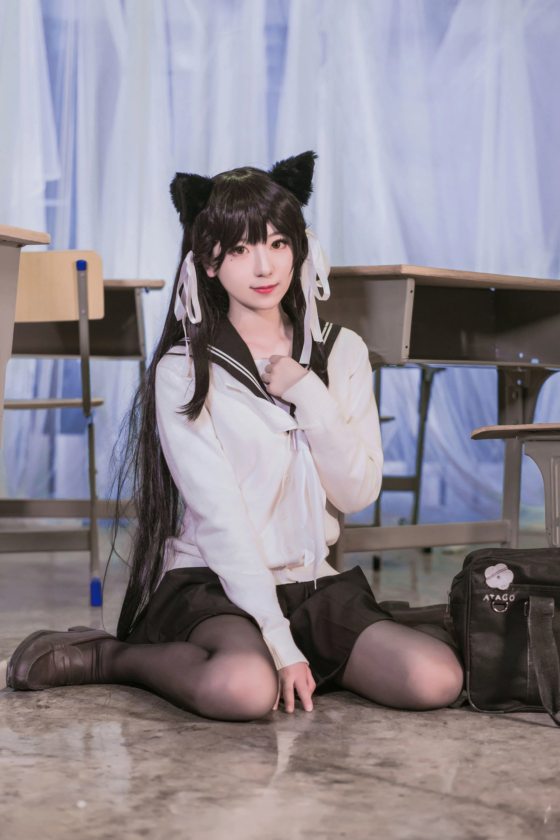小姐姐弥音音ww 爱宕校服插图1