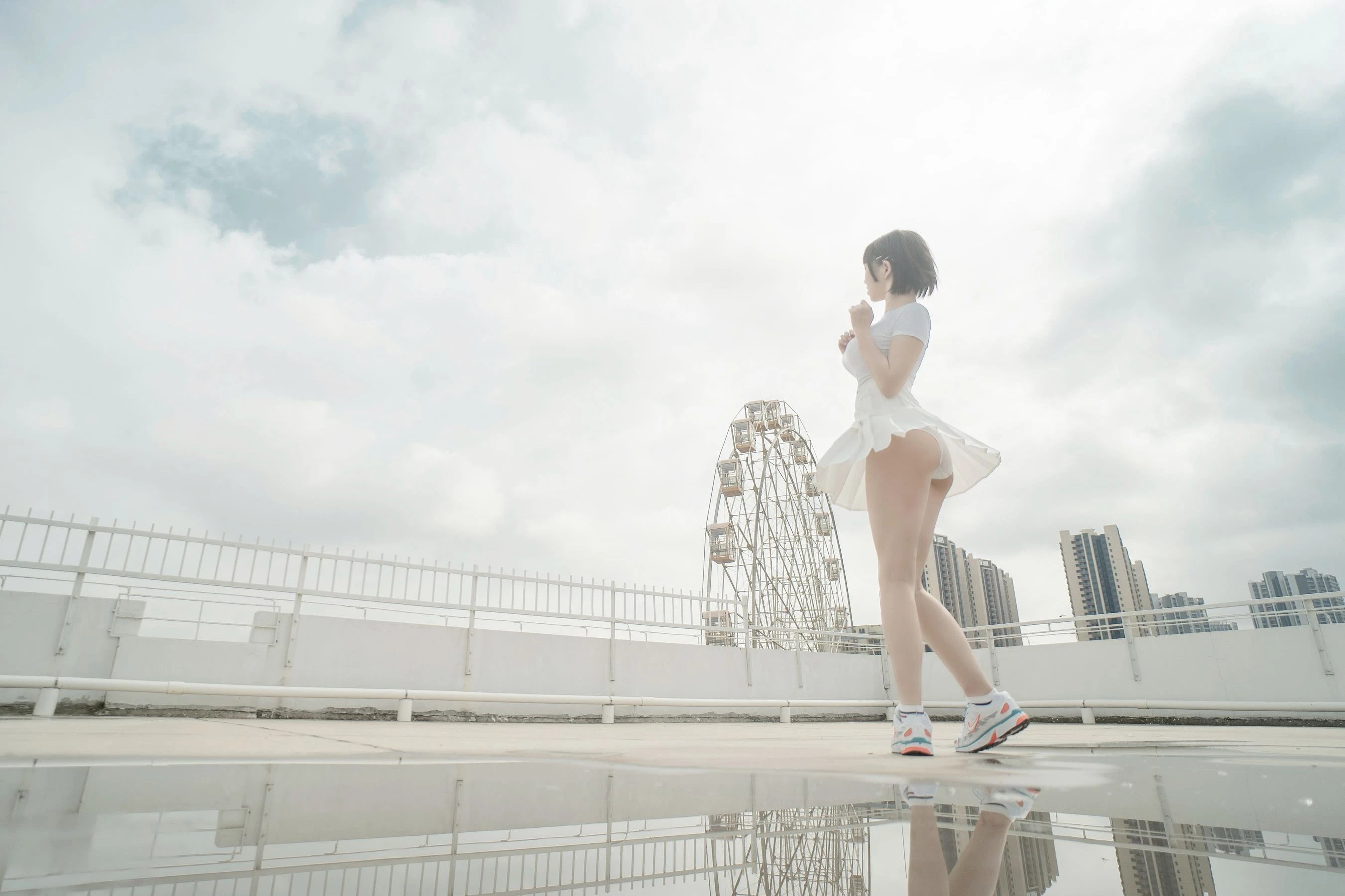 鬼马少女阿薰kaOri – 天台插图1