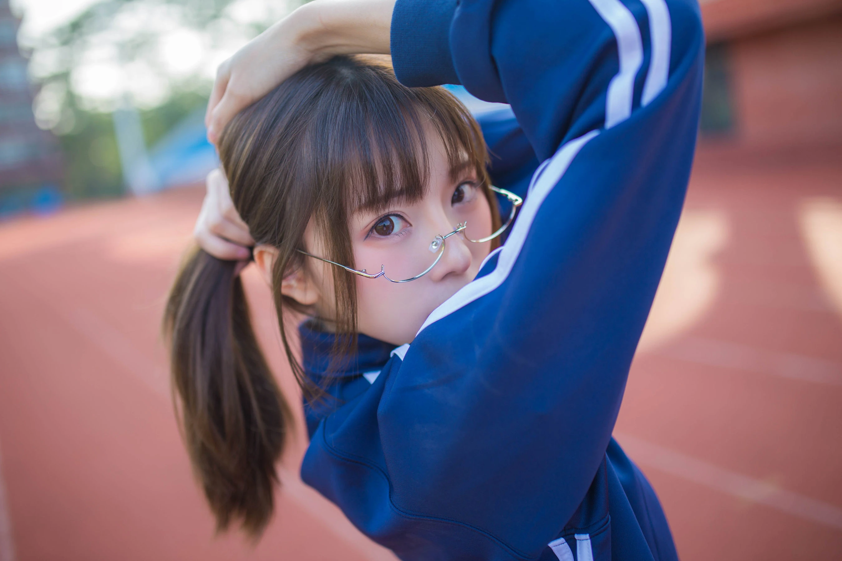 动漫博主Kitaro_绮太郎 蓝色运动服女孩插图7