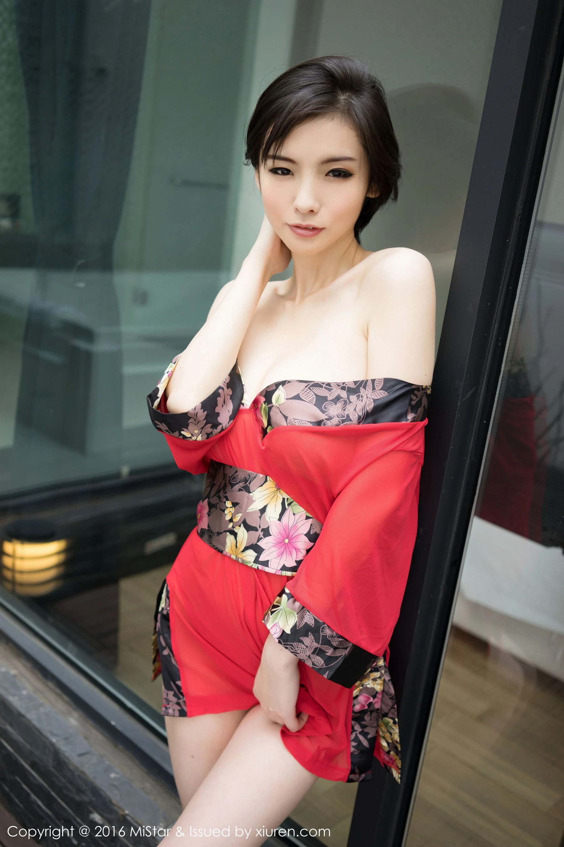 Jenny佳妮《拥有傲人巨乳的短发妹子》 魅妍社 Vol.077插图3