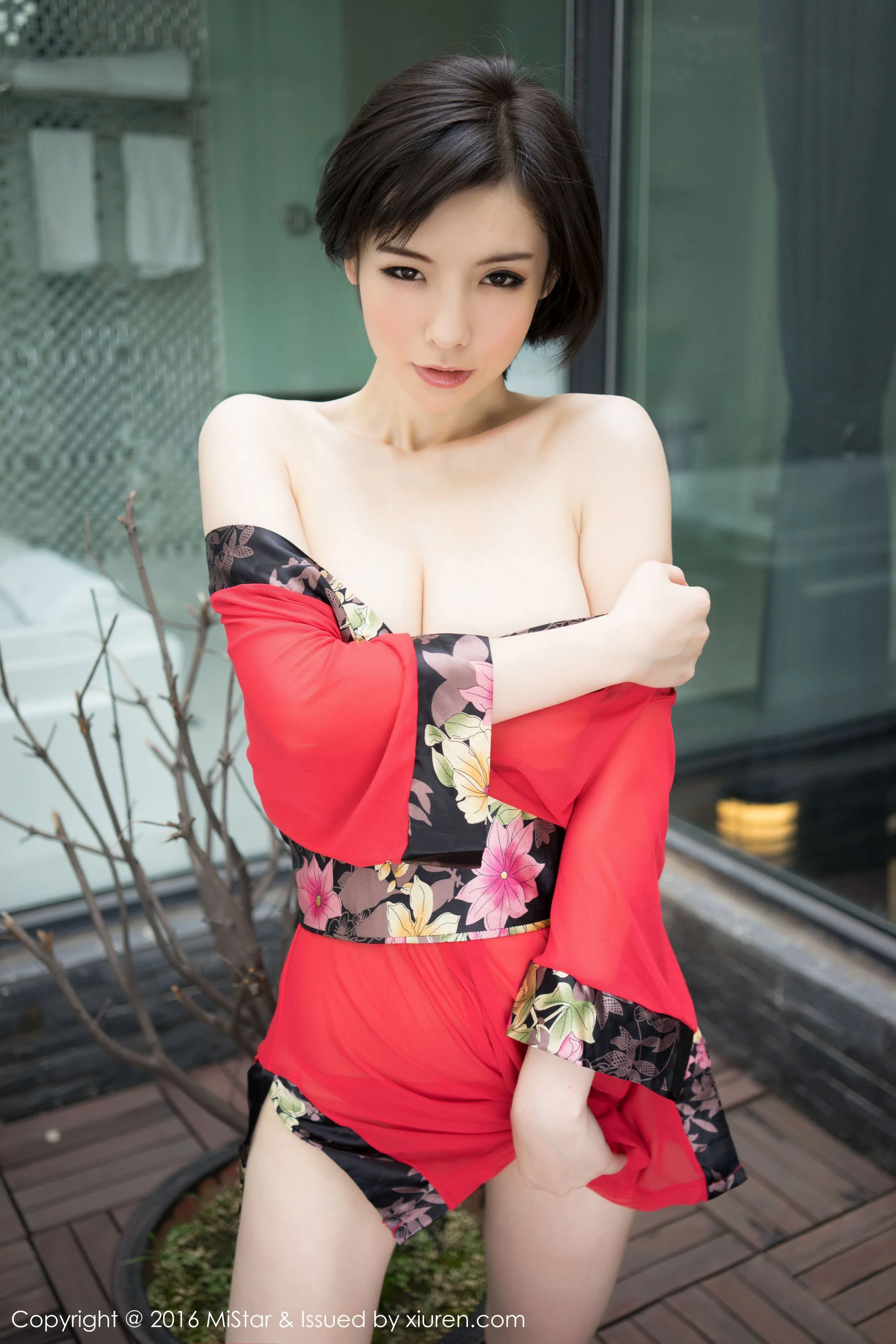 Jenny佳妮《拥有傲人巨乳的短发妹子》 魅妍社 Vol.077插图2