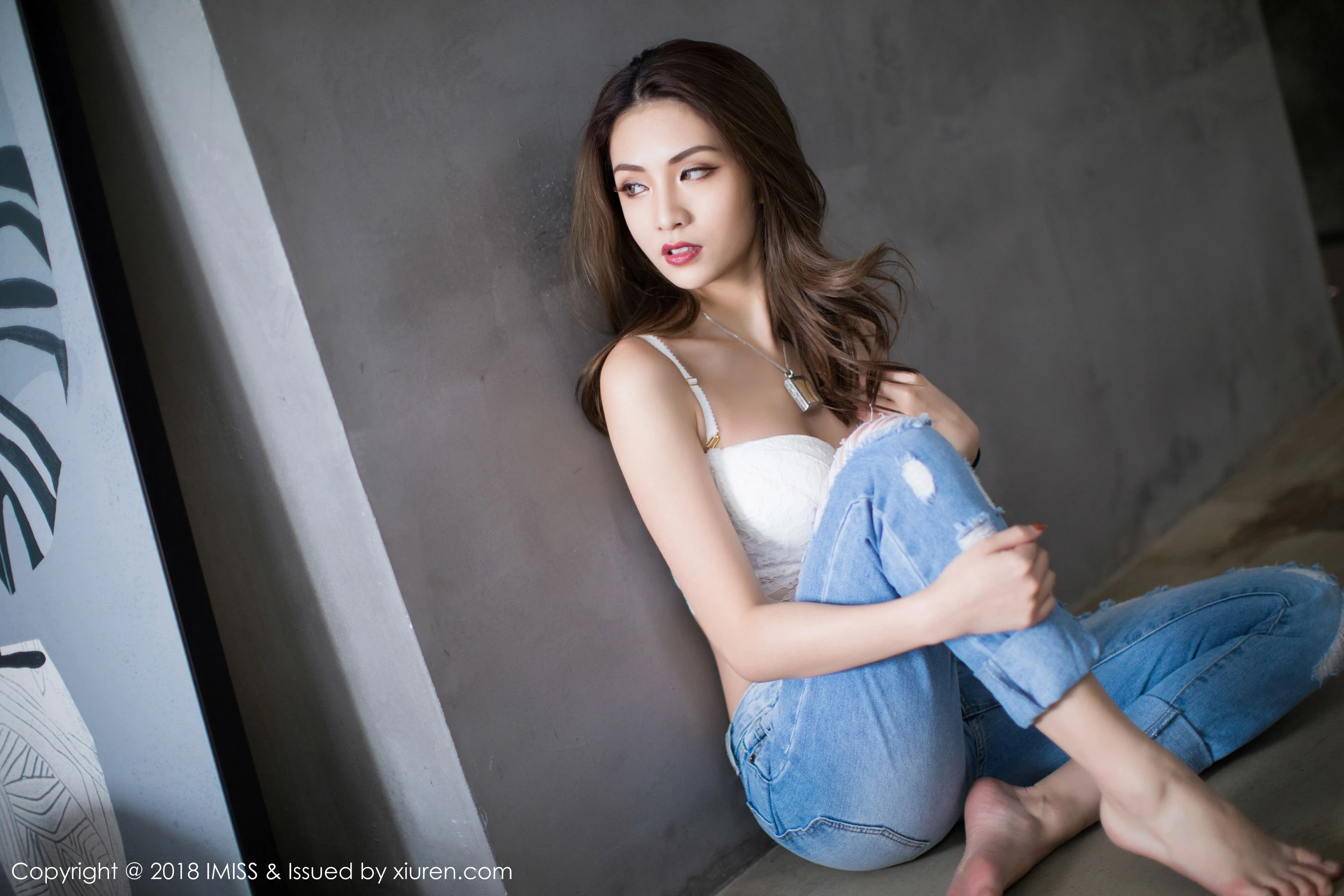 模特Arlie《丹凤双眼似水》 爱蜜社IMiss Vol.250高清在线欣赏-撸撸奈子