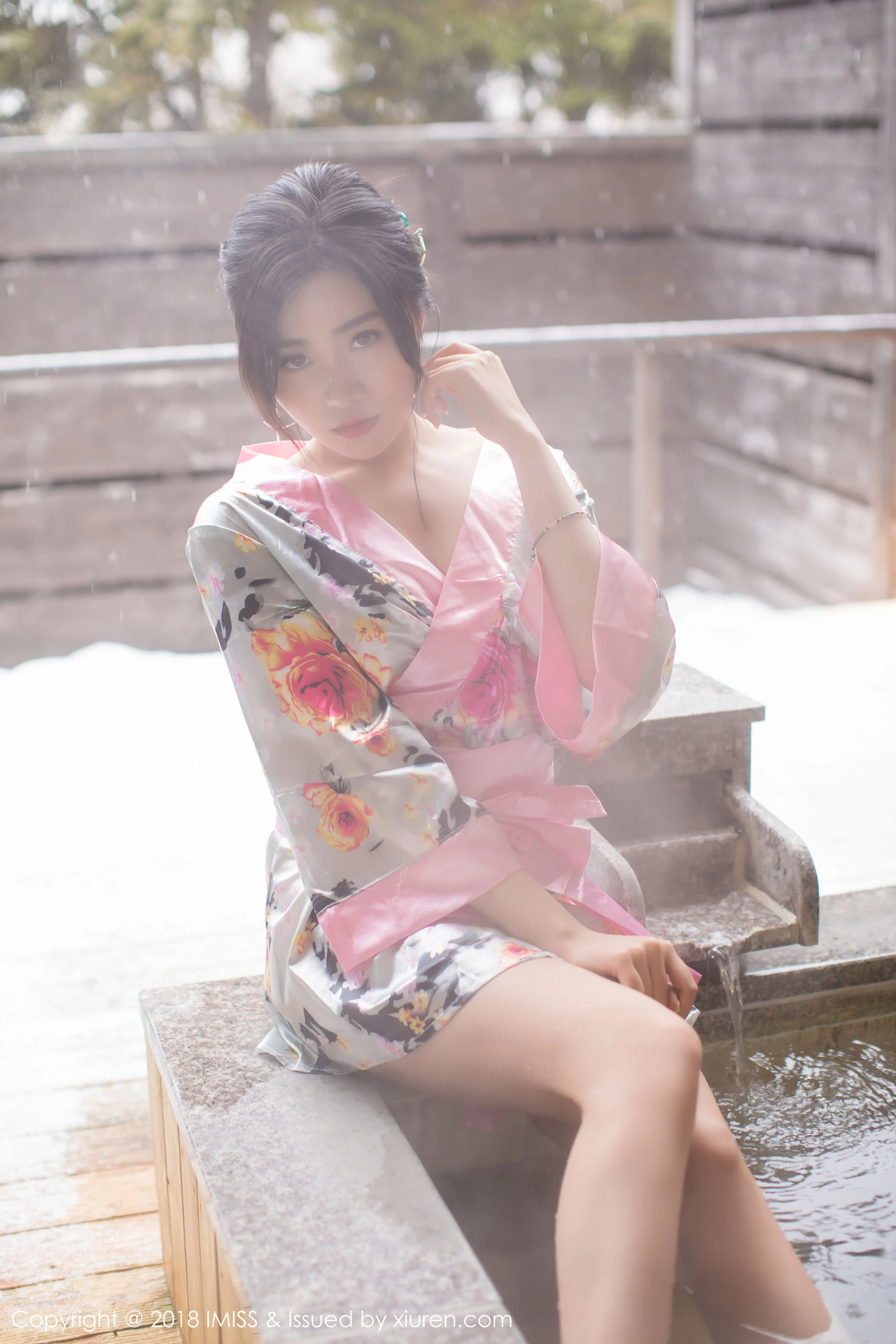 许诺Sabrina《浴池和服+蕾丝美腿》 爱蜜社IMiss Vol.221插图1