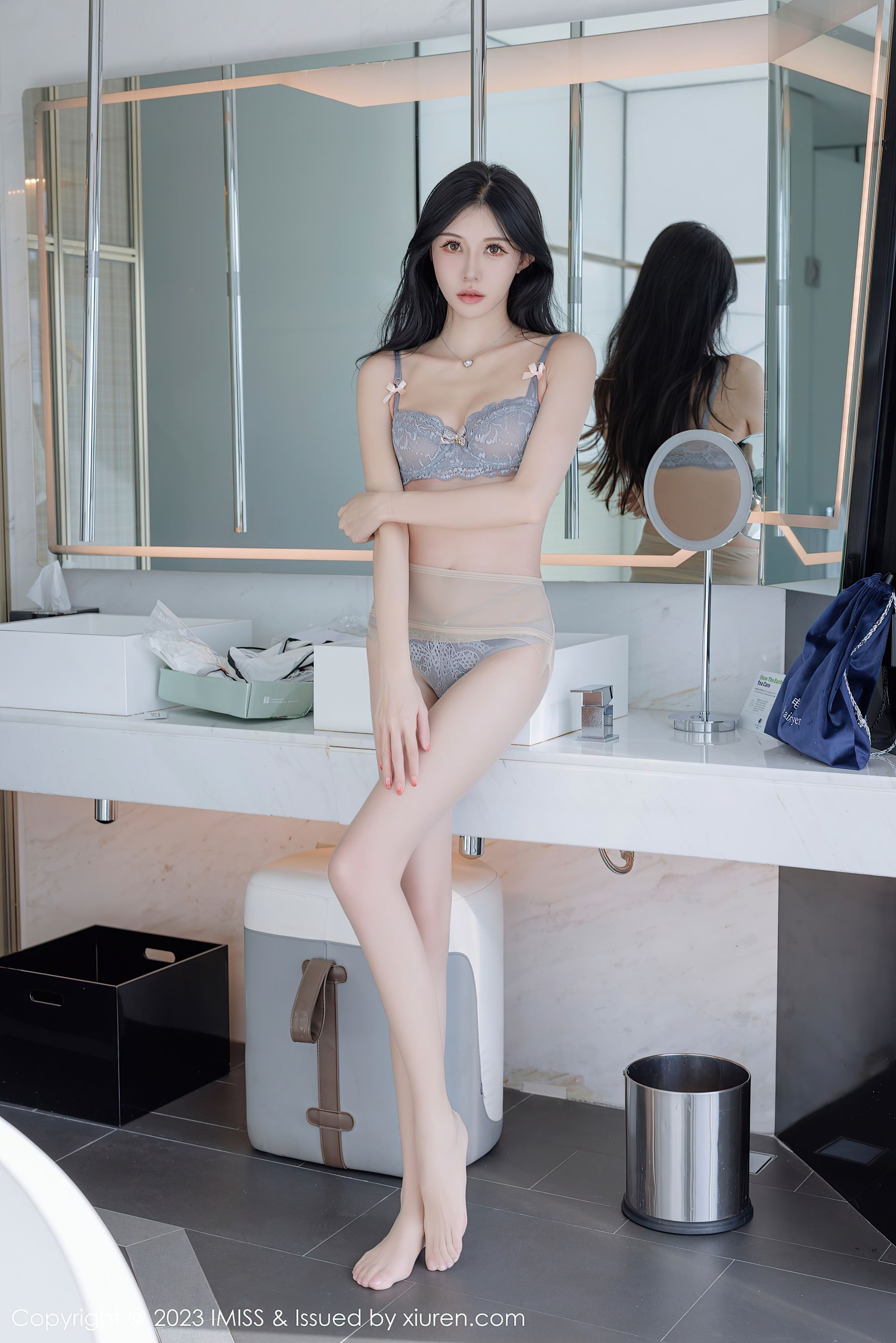 爱蜜社 VOL.746 泥鳅鳅 时尚美腿高清在线欣赏-撸撸奈子