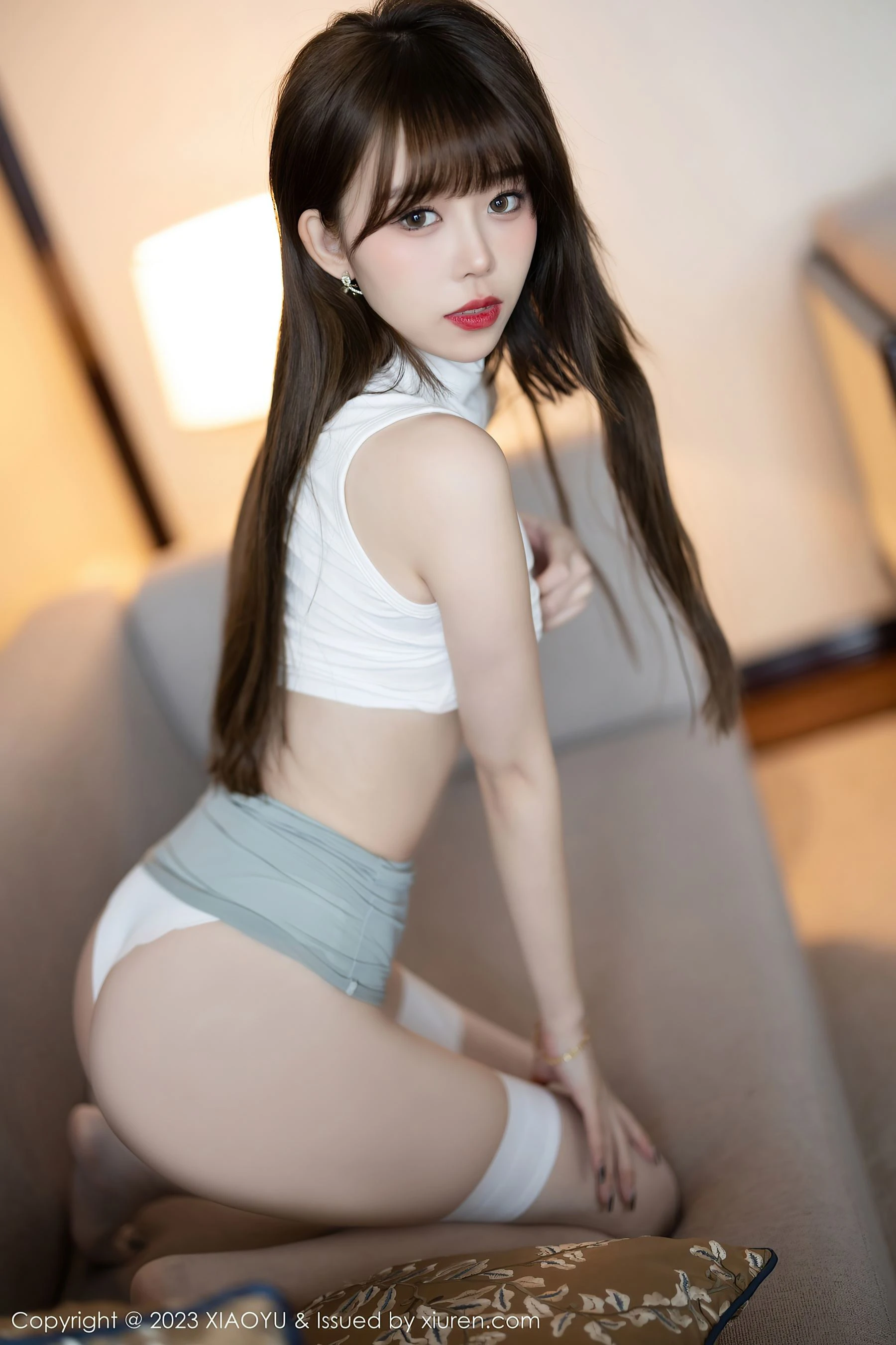 语画界 VOL.949 奶瓶高清在线欣赏-撸撸奈子
