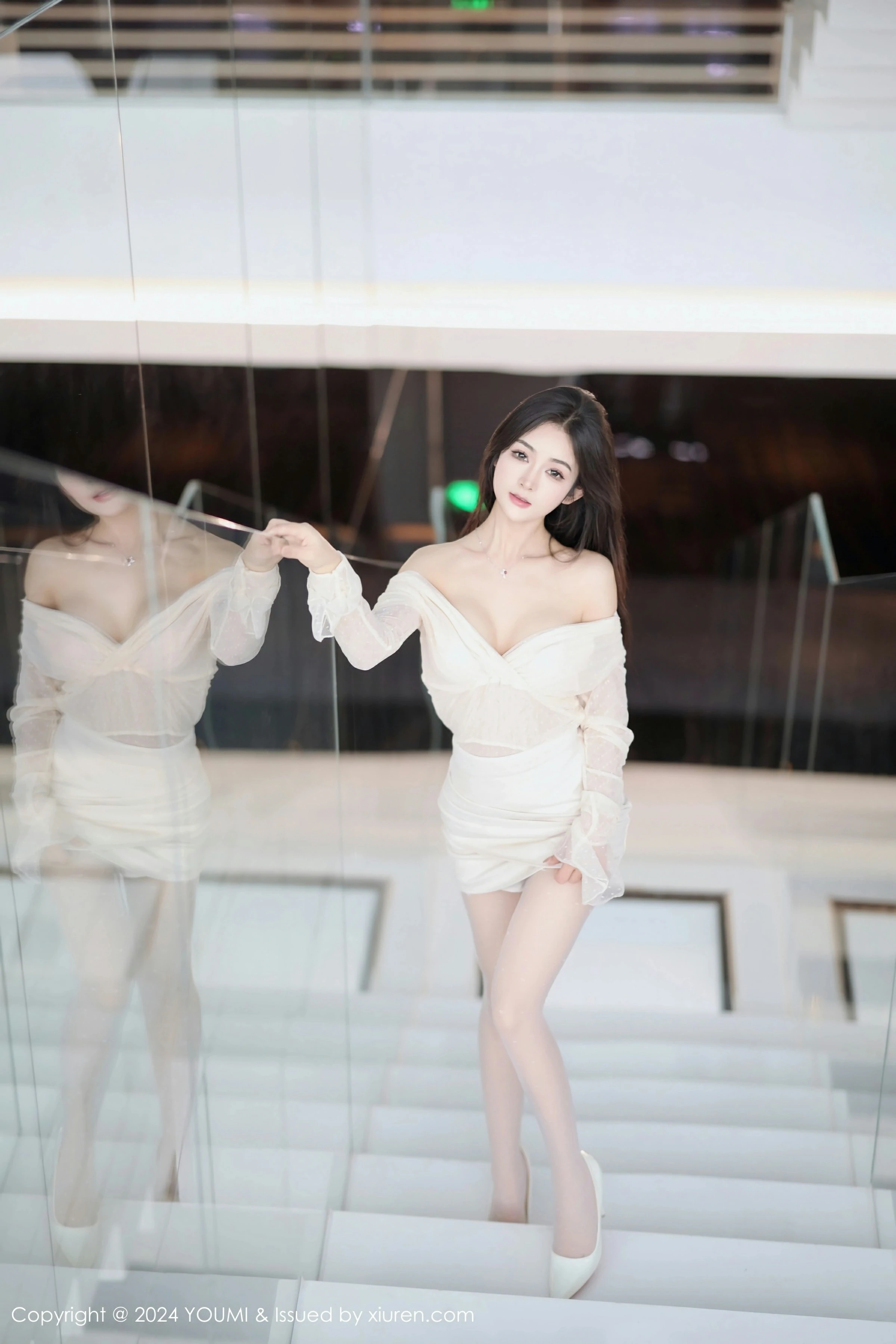 尤蜜荟 VOL.1072 谭小灵 [96P]插图5