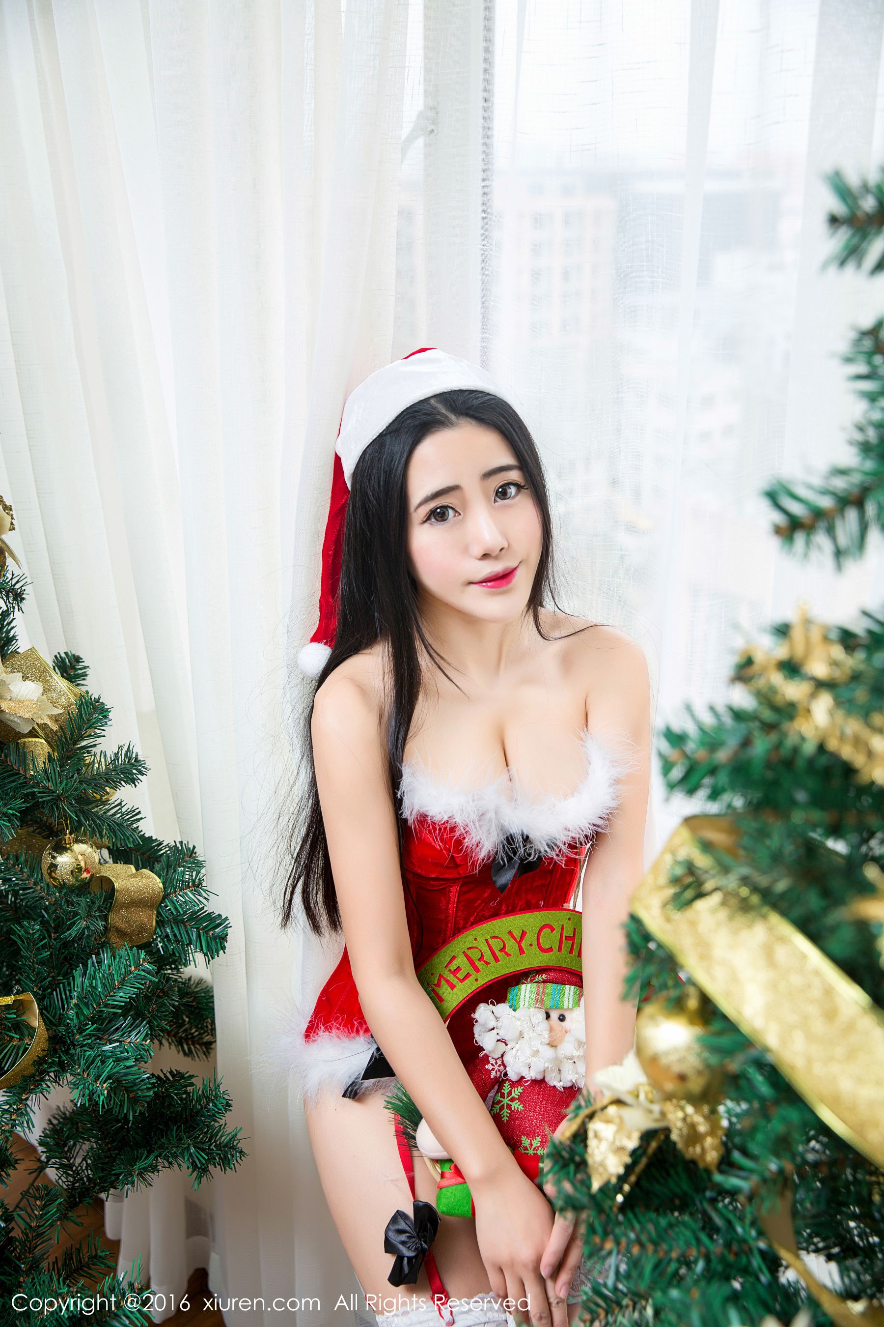 兜豆靓Youlina《最靓圣诞礼物》 秀人网 No.660高清在线欣赏-撸撸奈子