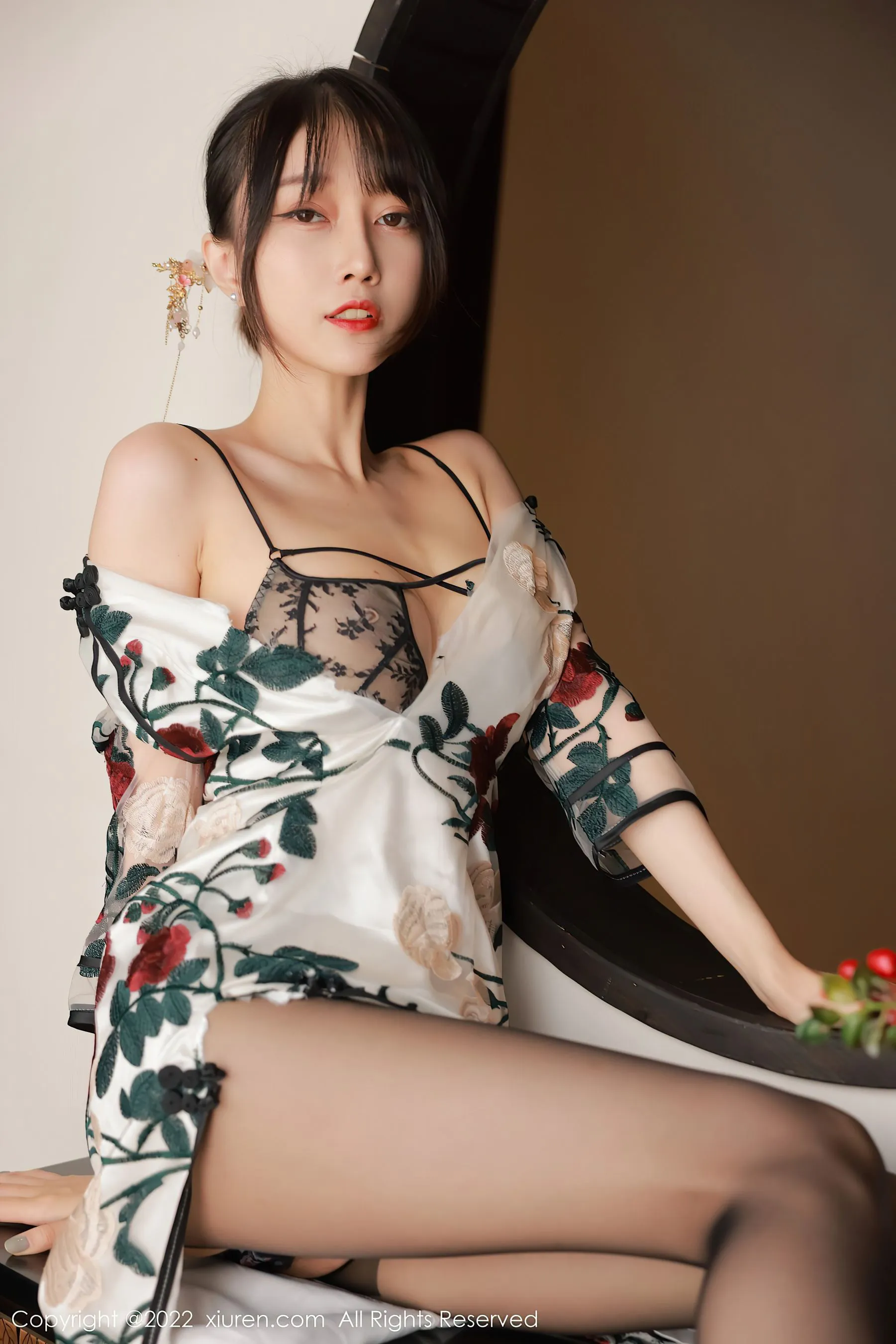 秀人网 No.5199 玥儿玥er插图2