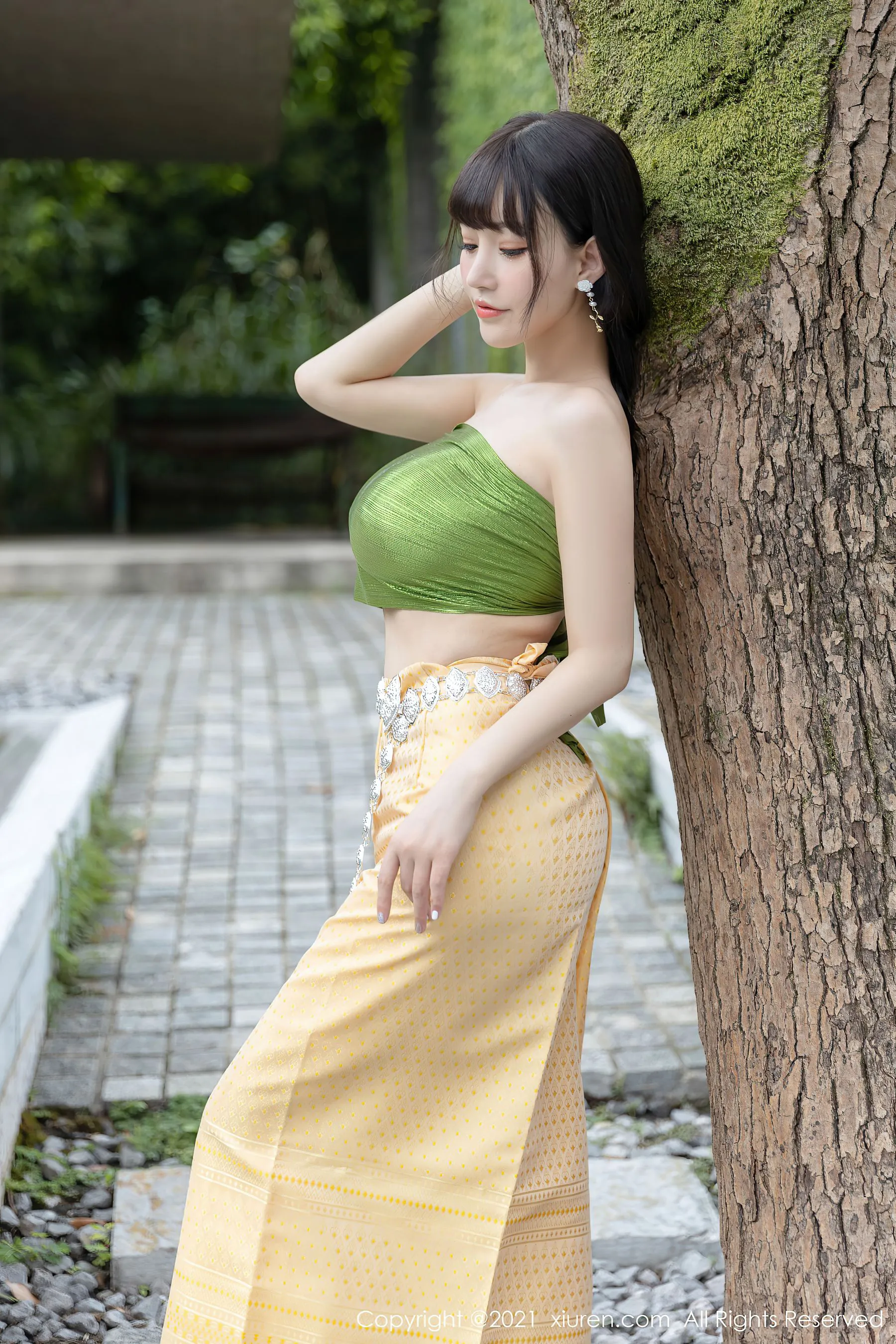 秀人 No.3971 朱可儿Flower高清在线欣赏-撸撸奈子