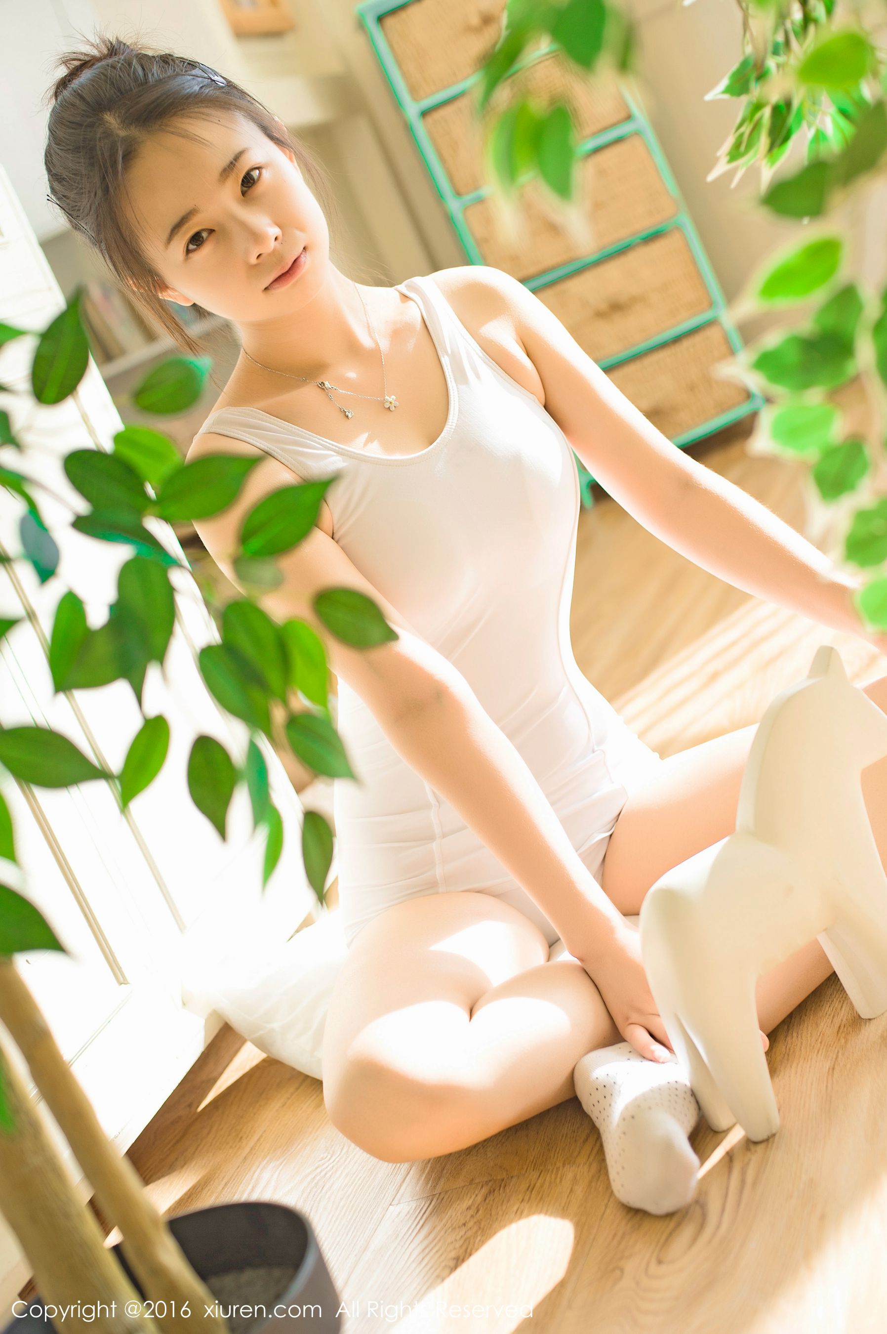 草莓zz(吴允芝)《清晨起床的智齿少女》 秀人网 No.641插图5