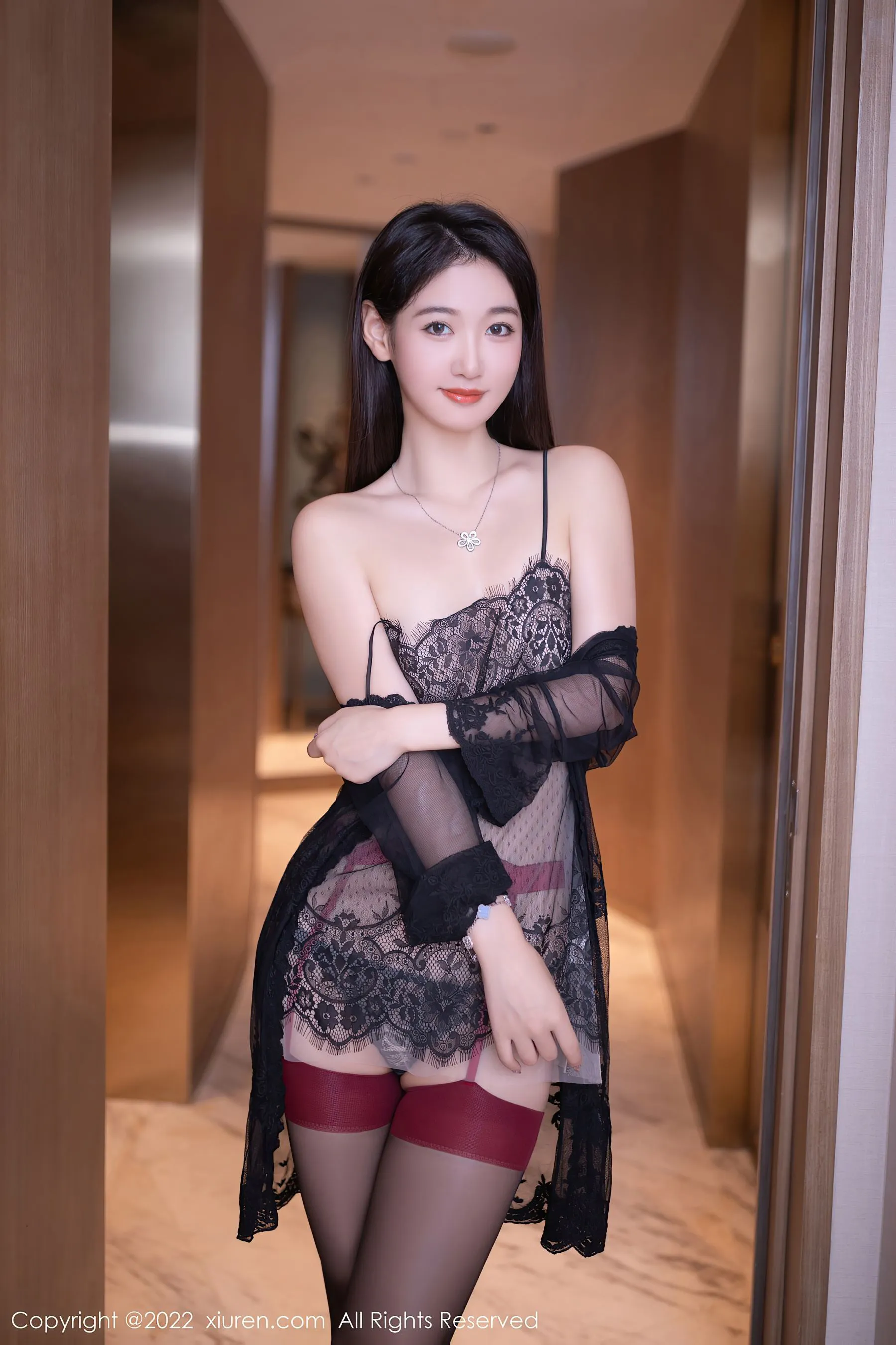 秀人网 No.5752 唐安琪 黑丝美腿高清在线欣赏-撸撸奈子