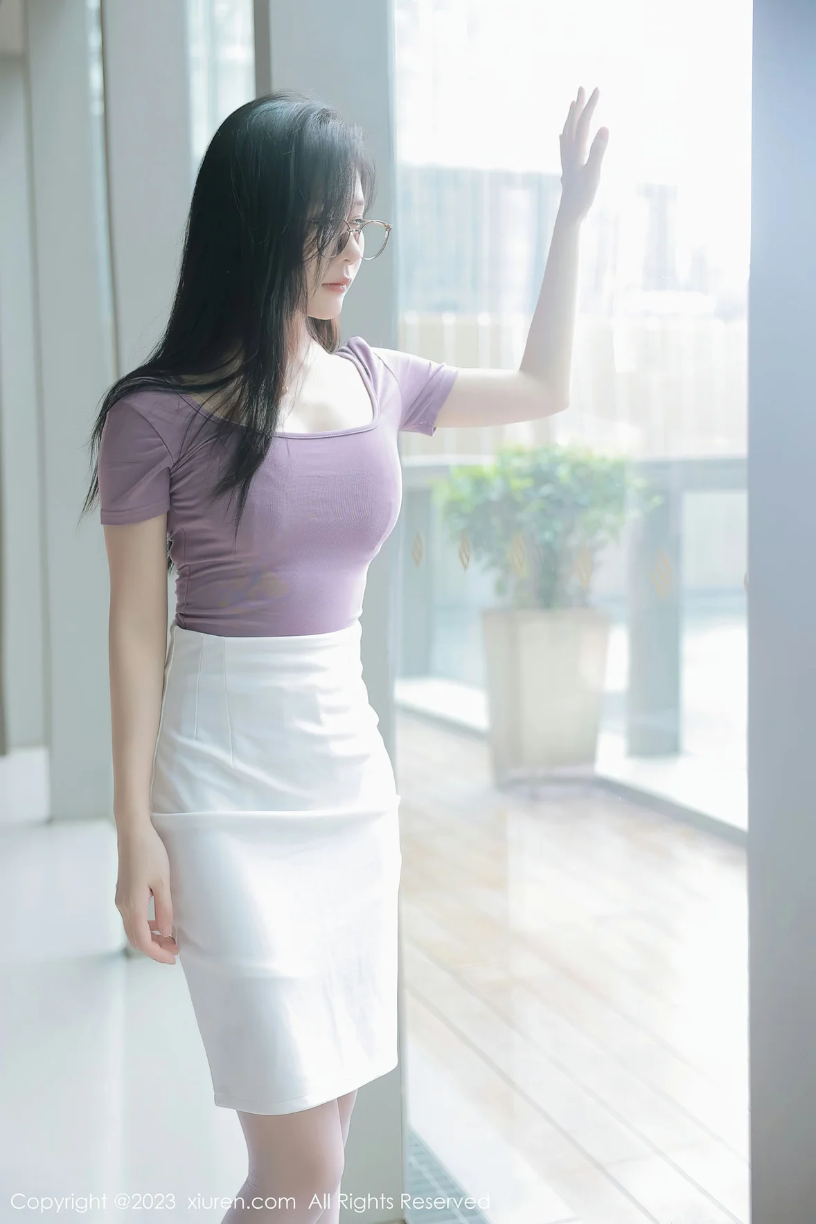 XiuRen 秀人 No.6865 尹甜甜 淡红色蕾丝内衣泰国旅拍 [86P]插图2