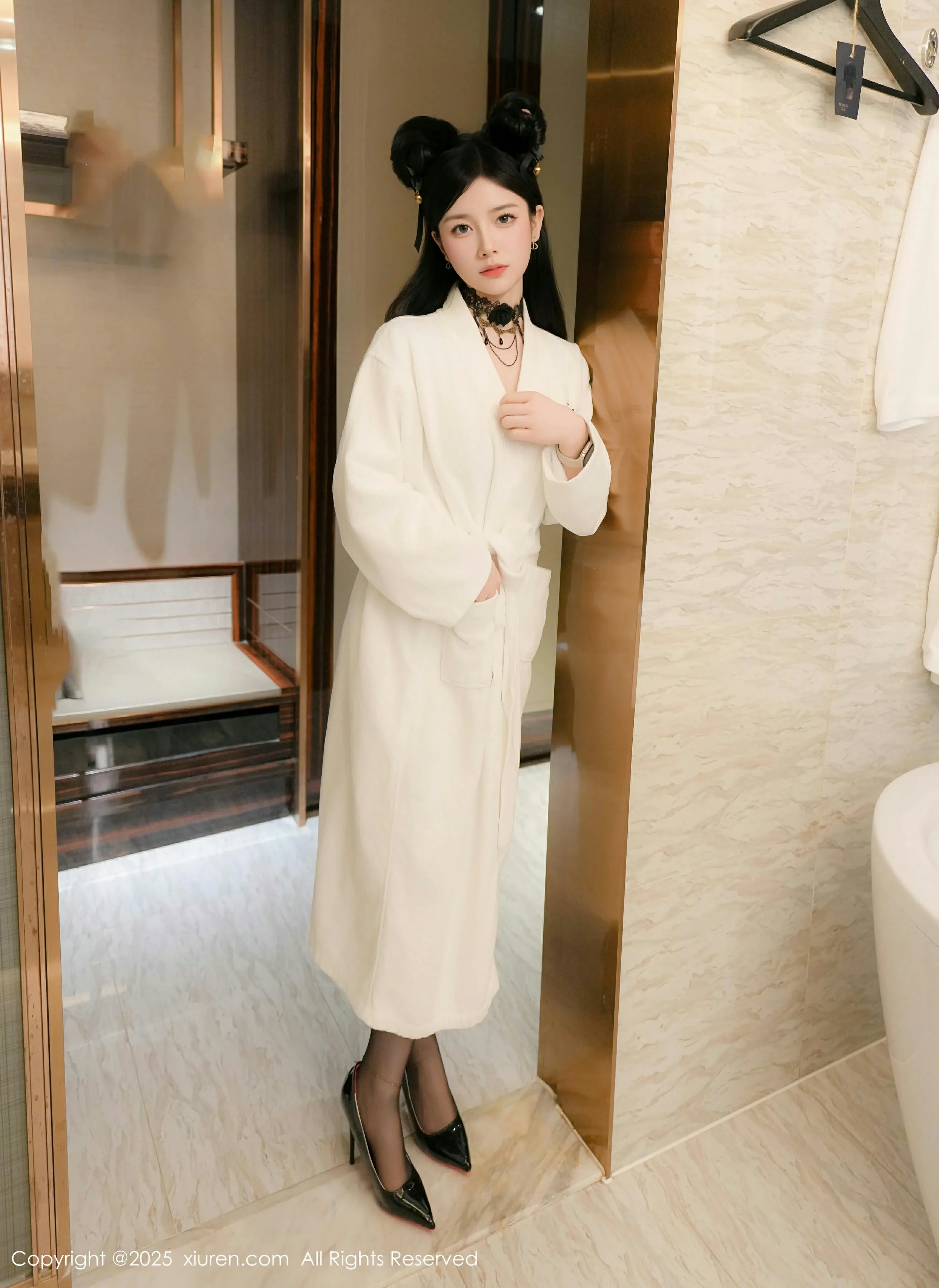 XiuRen 秀人 No.9961 优酱 新人模特 [77P]插图5