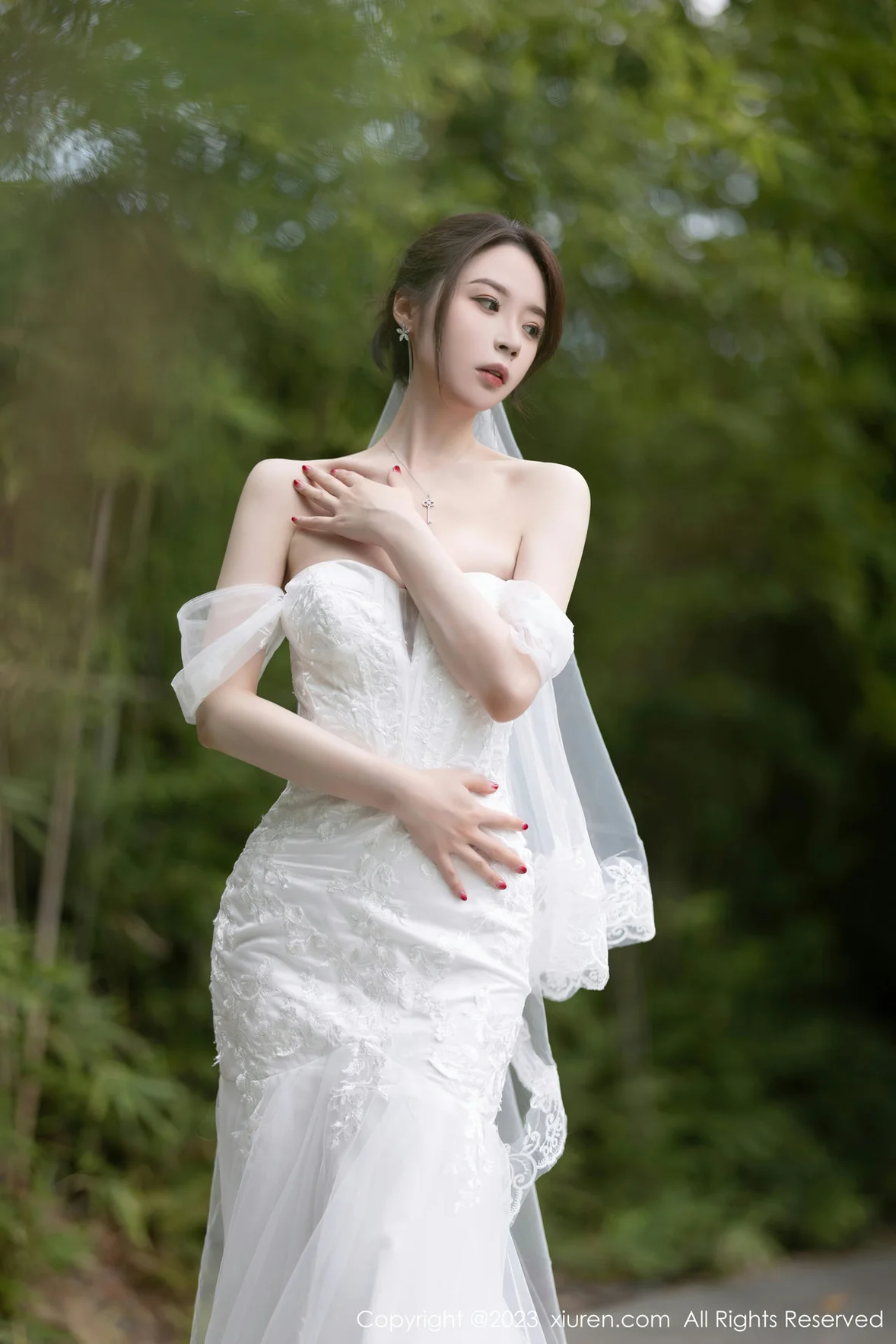XiuRen 秀人 No.7310 梦心玥 白色婚纱服饰安吉旅拍 [84P]插图7