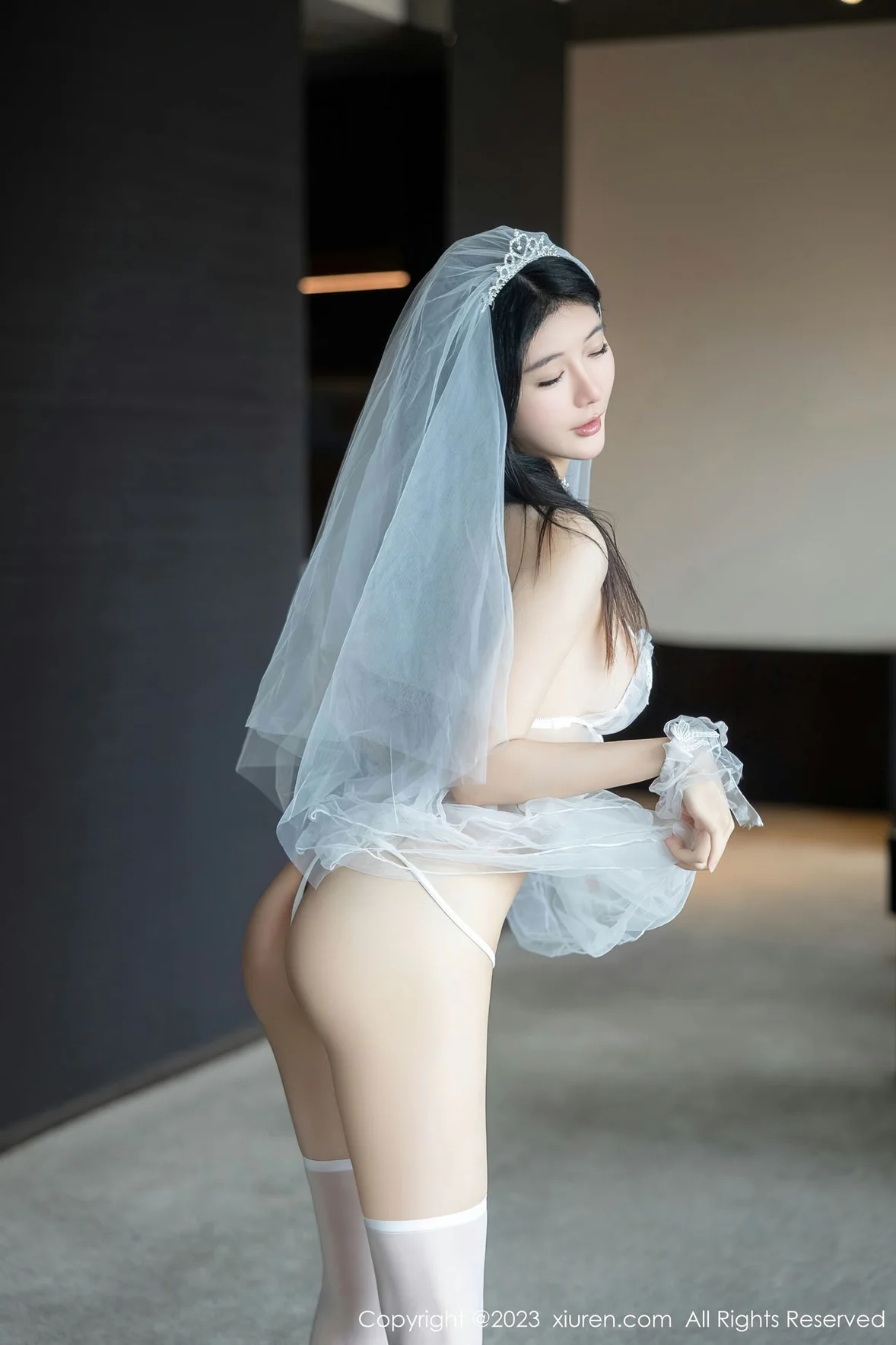 XiuRen 秀人 No.7165 幼幼 情趣婚纱服饰性感写真 [90P]插图2