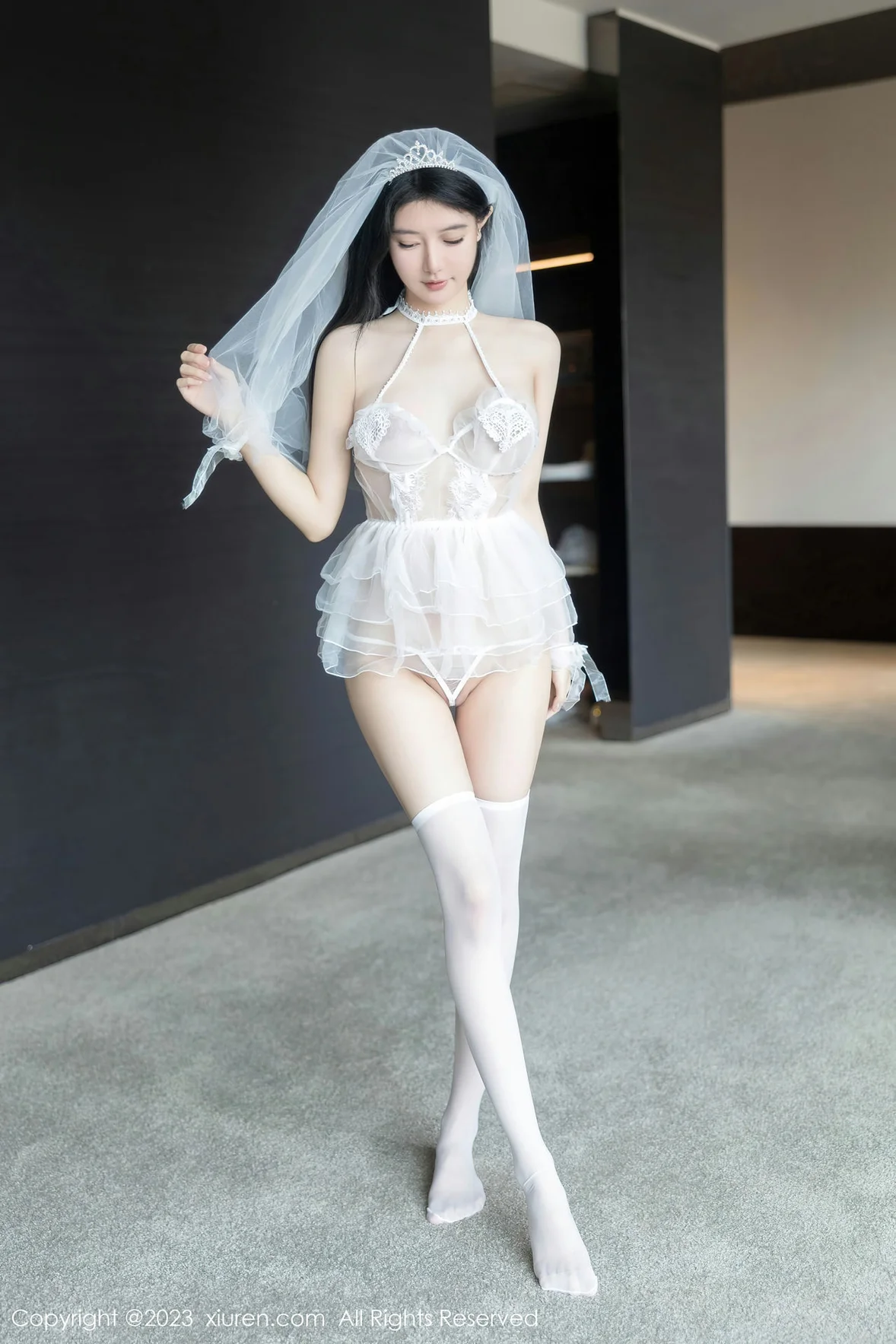 XiuRen 秀人 No.7165 幼幼 情趣婚纱服饰性感写真 [90P]插图3