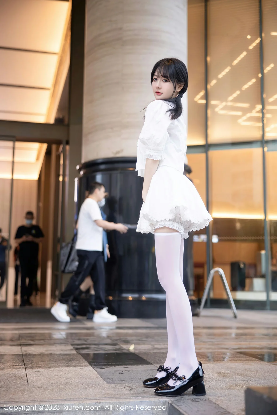 XiuRen 秀人 No.6933 幼幼 连衣短裙性感写真 [84P]插图7