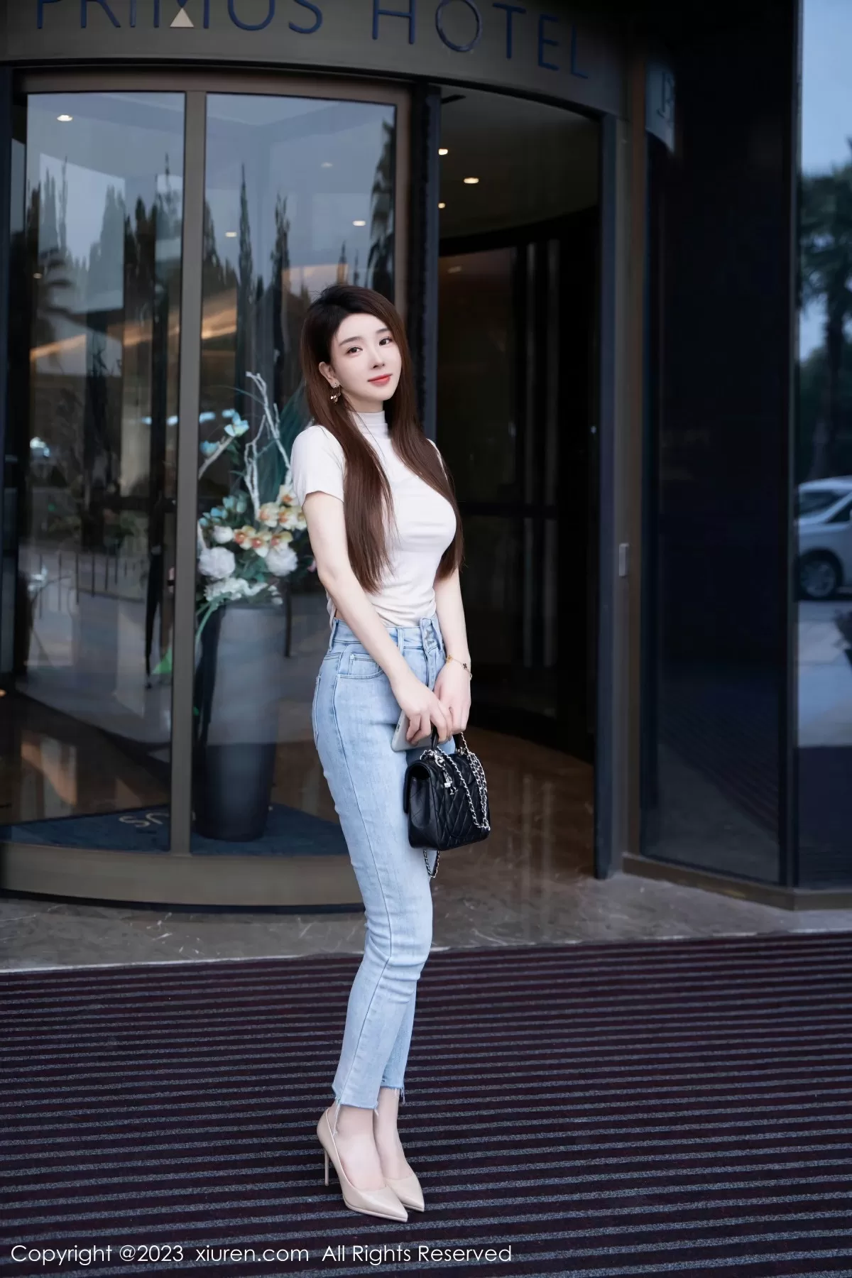 XiuRen 秀人 No.7586 雨儿baby [71P]插图1